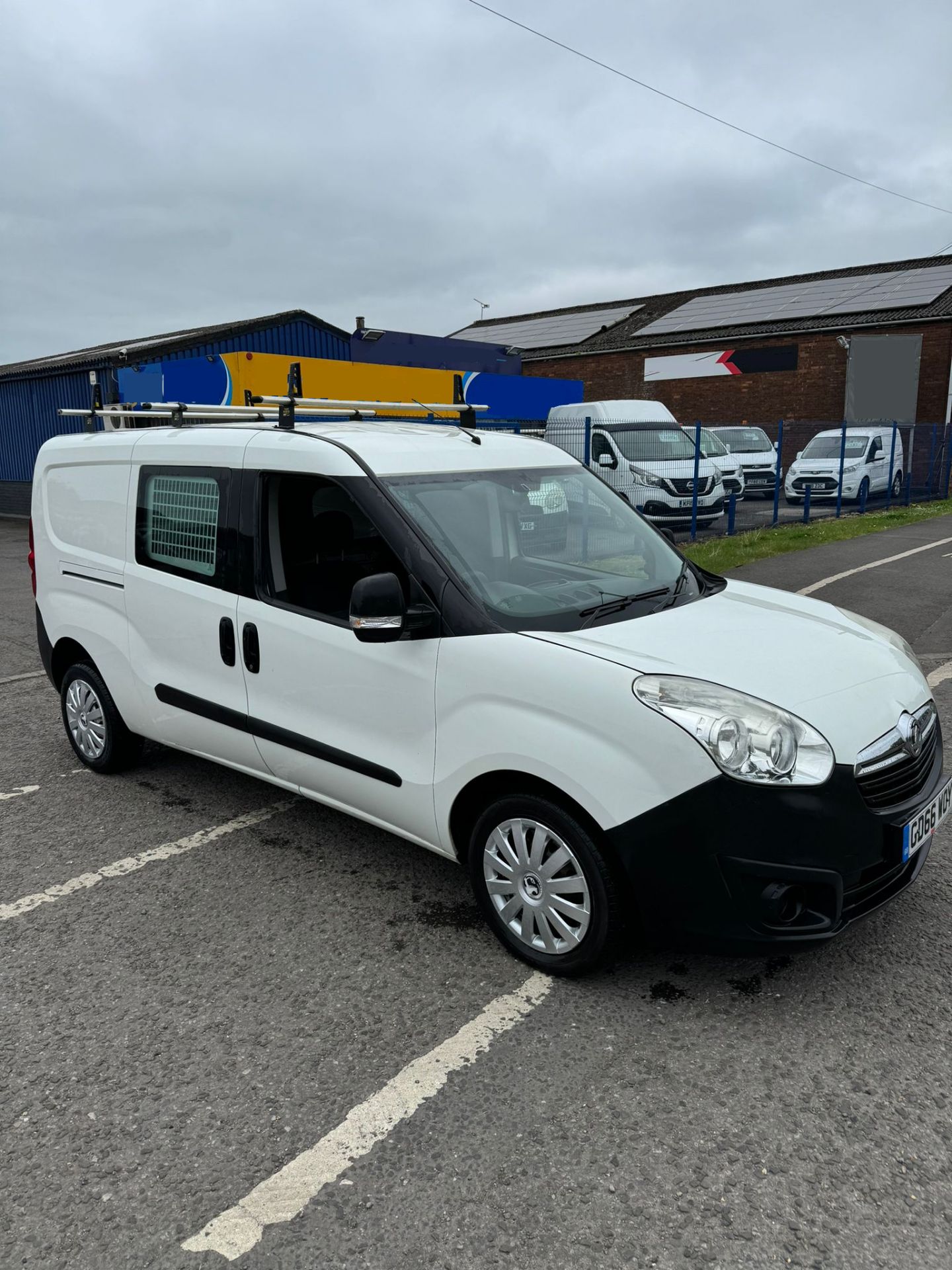 2016 66 VAUXHALL COMBO LWB PANEL VAN - 93K MILES - 1.6 6 SPEED - ROOF RACK - EURO 6 - Image 5 of 12