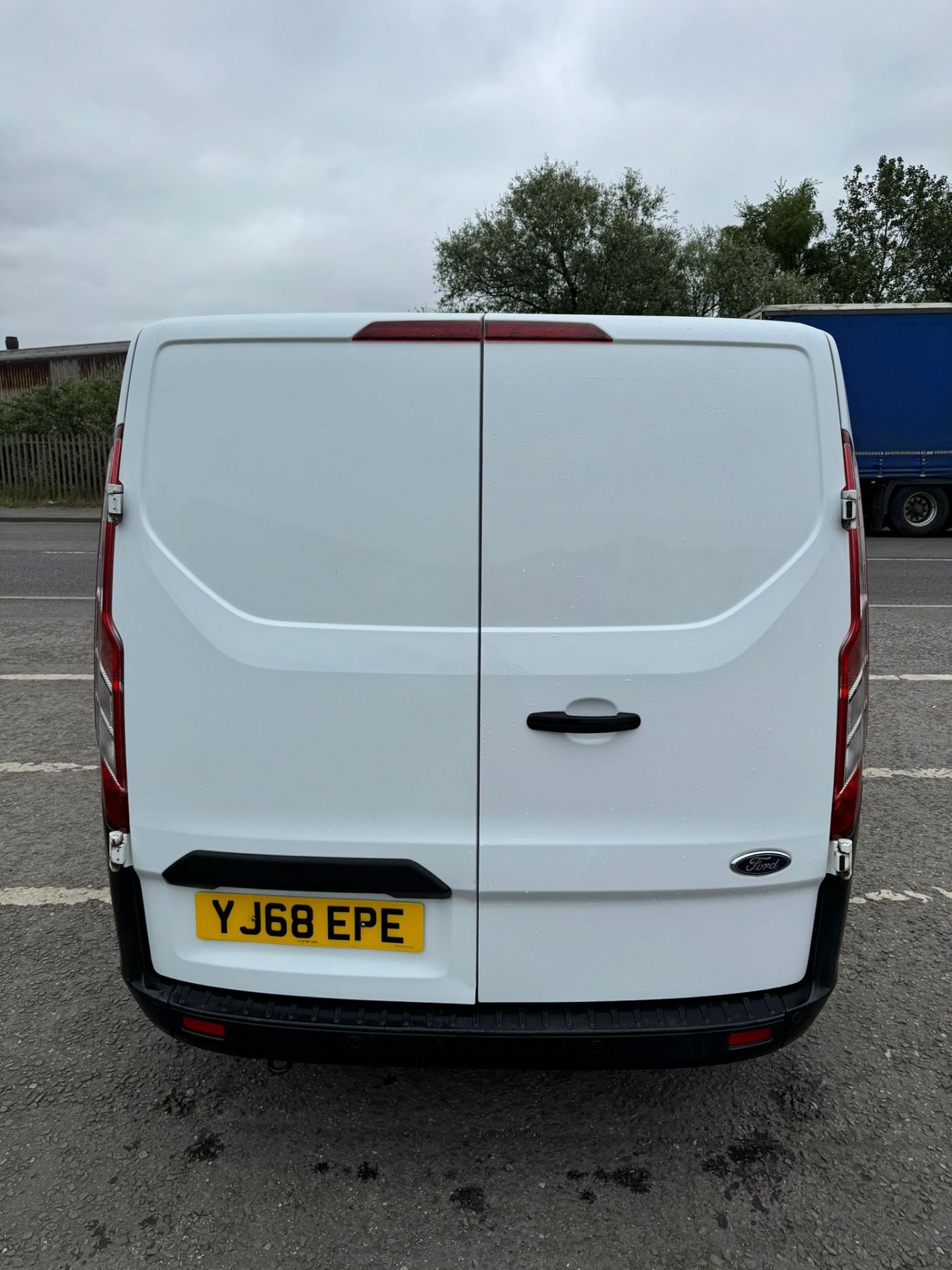 2018 68 FORD TRANSIT CUSTOM PANEL VAN - 94K MILES - EX POLICE - AIR CON - TWIN SIDE DOORS - Image 7 of 13