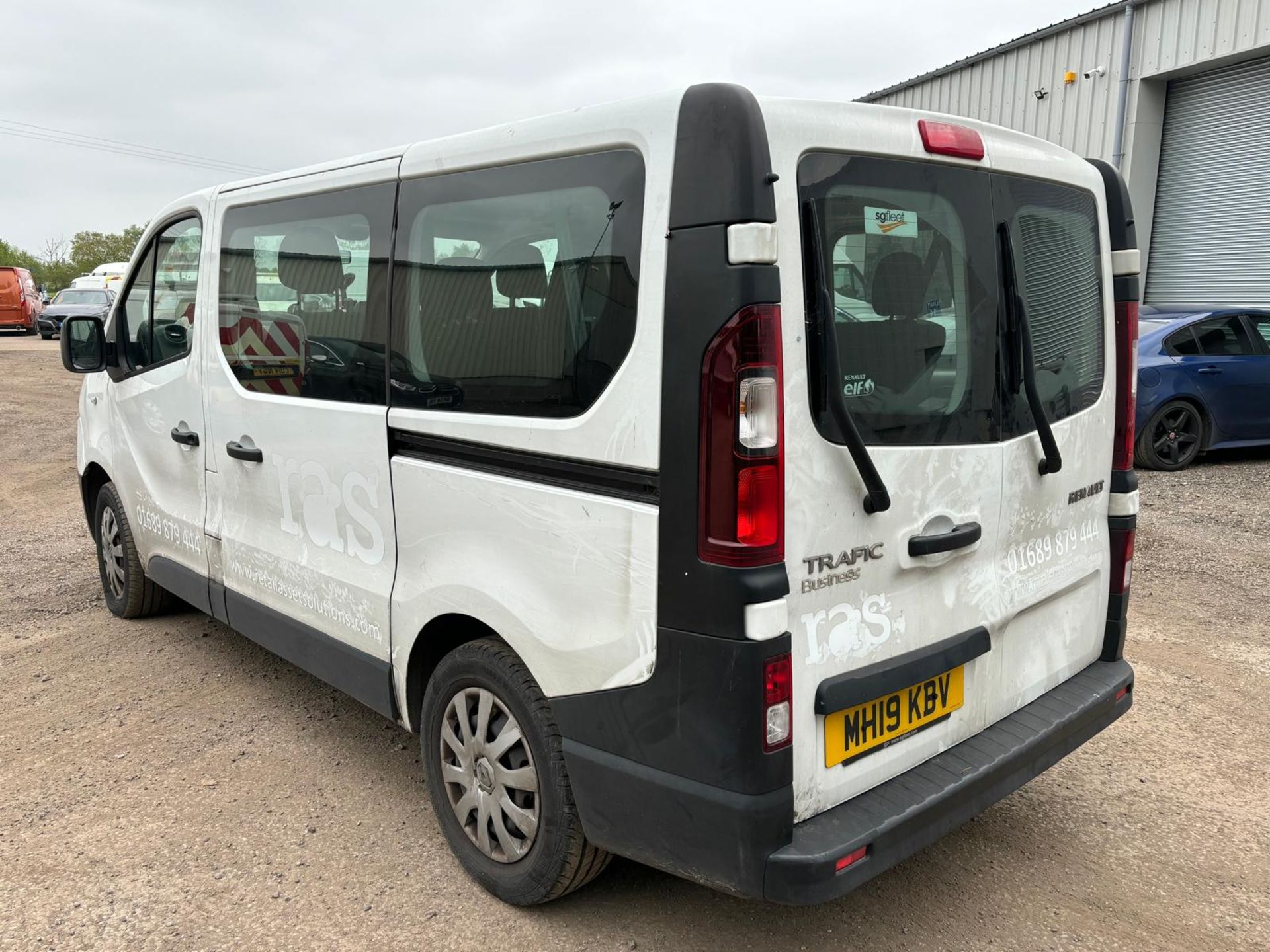 2019 19 RENAULT TRAFIC MINIBUS - 9 SEATS - 110K MILES - EURO 6 - Image 5 of 10