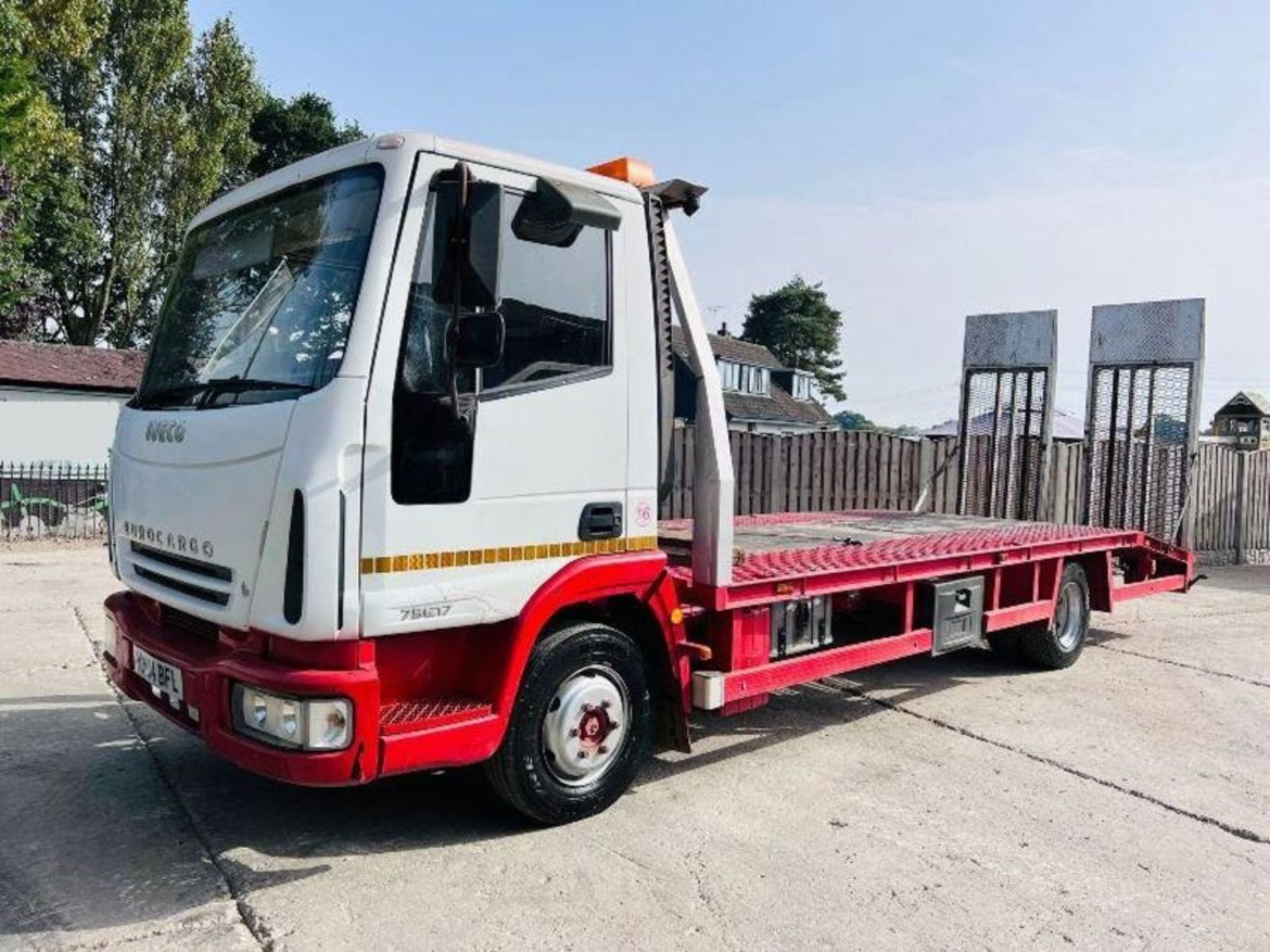 IVECO ML75E17 4X2 BEAVER TAIL LORRY C/W RAMPS - Bild 17 aus 17