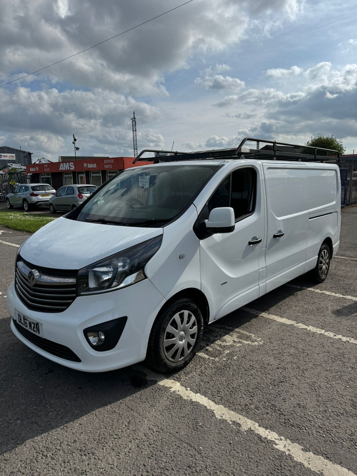 2016 16 VAUXHALL VIVARO SPORTIVE PANEL VAN - LWB - 139K MILES - ROOF RACK - PLY LINED