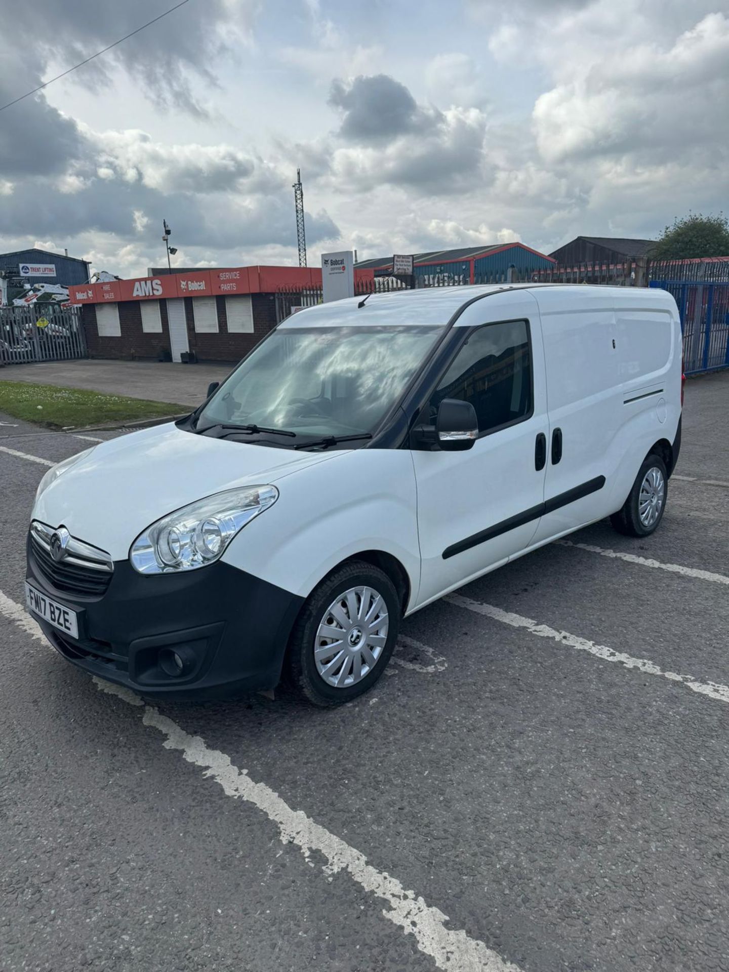 2017 17 VAUXHALL COMBO LWB 2300 CDTI S/S PANEL VAN - 64K MILES - EURO 6 - Bild 10 aus 12