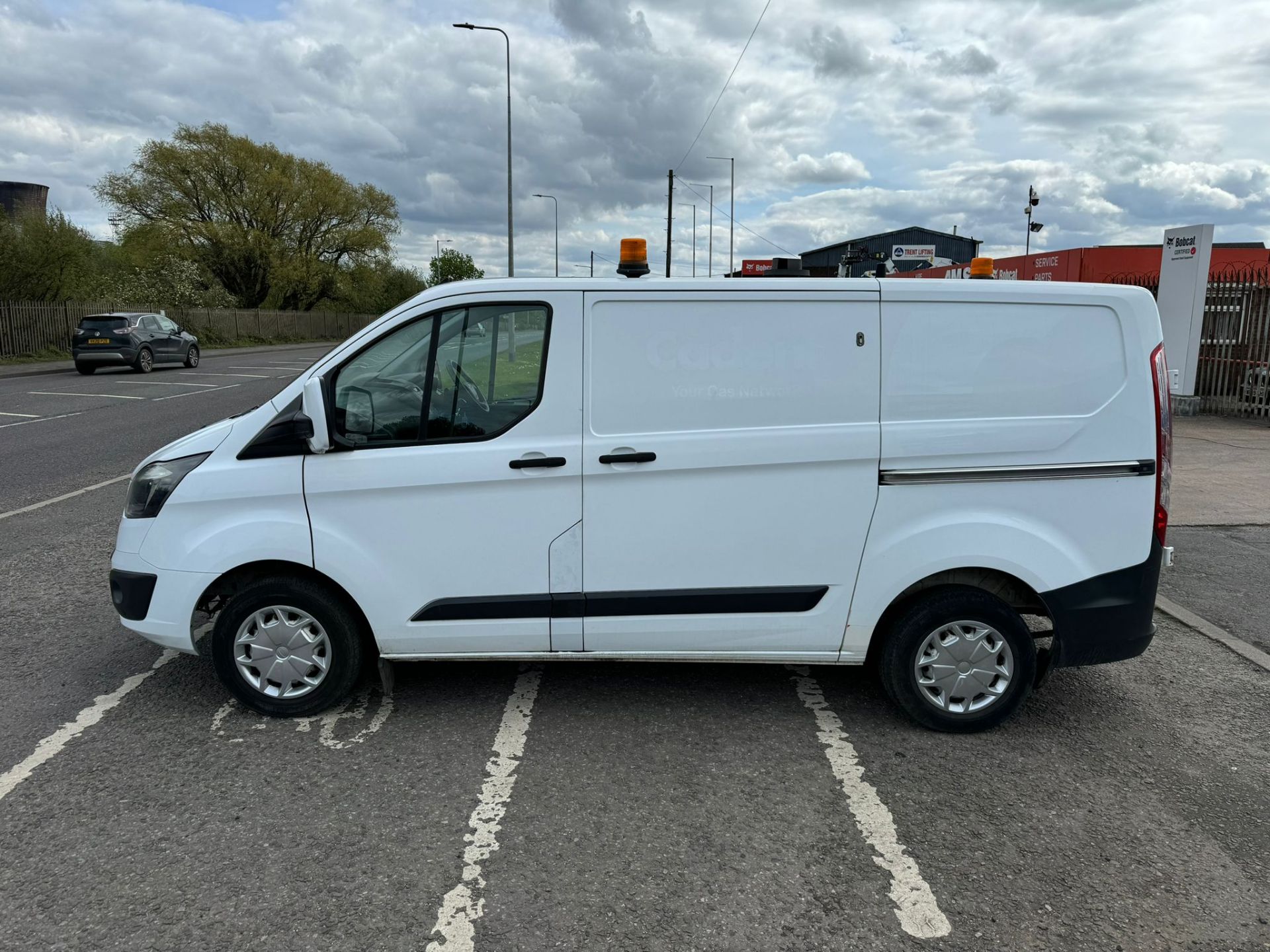 2016 66 FORD TRANSIT CUSTOM PANEL VAN - 95,868 MILES - EX CADENT GAS - Image 3 of 12