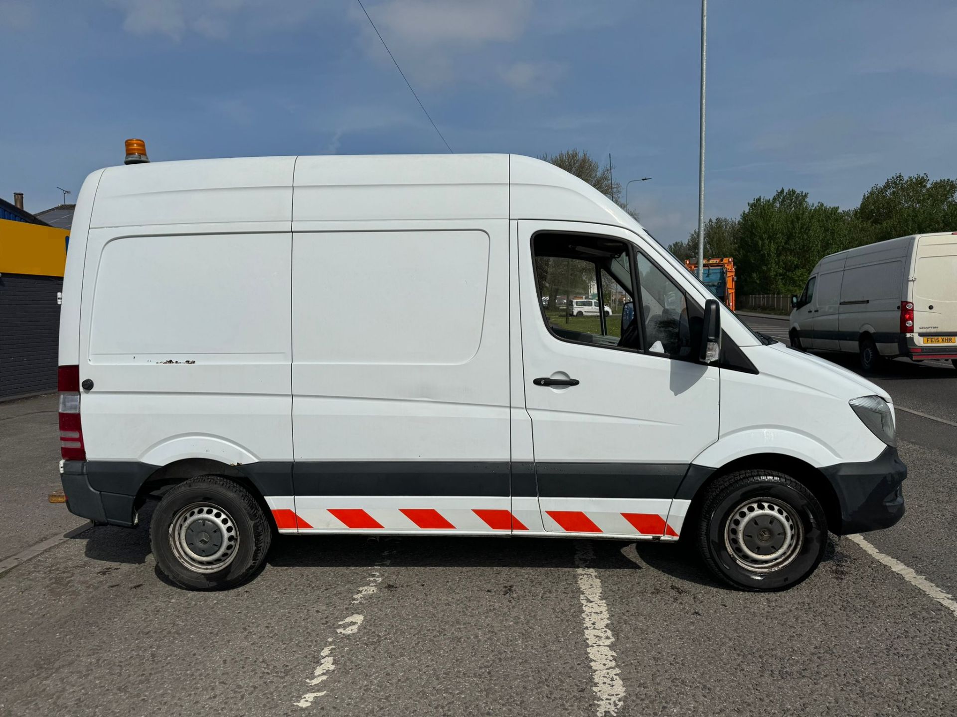 2017 17 MERCEDES SPRINTER PANEL VAN - 83K MILES - EURO 6 - EX CADENT GAS - Image 4 of 13