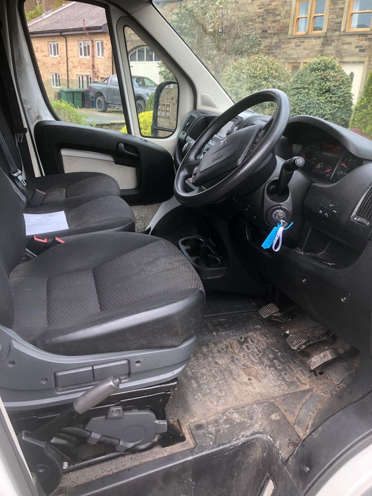 2017 67 REG PEUGEOT BOXER 435 PROFESSIONAL L4 H2 PANEL VAN - 88893 MILES - REVERSE SENSORS - Image 7 of 13