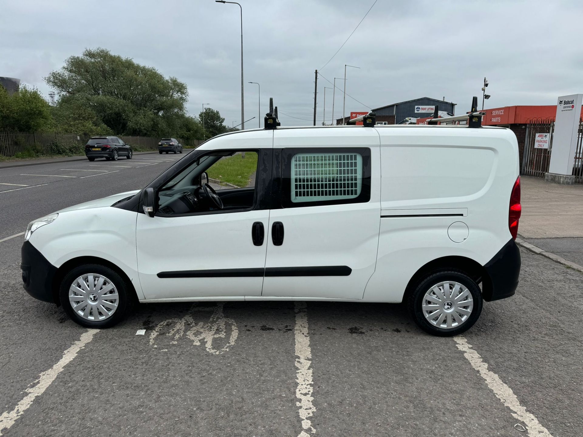 2016 66 VAUXHALL COMBO LWB PANEL VAN - 93K MILES - 1.6 6 SPEED - ROOF RACK - EURO 6 - Bild 8 aus 12