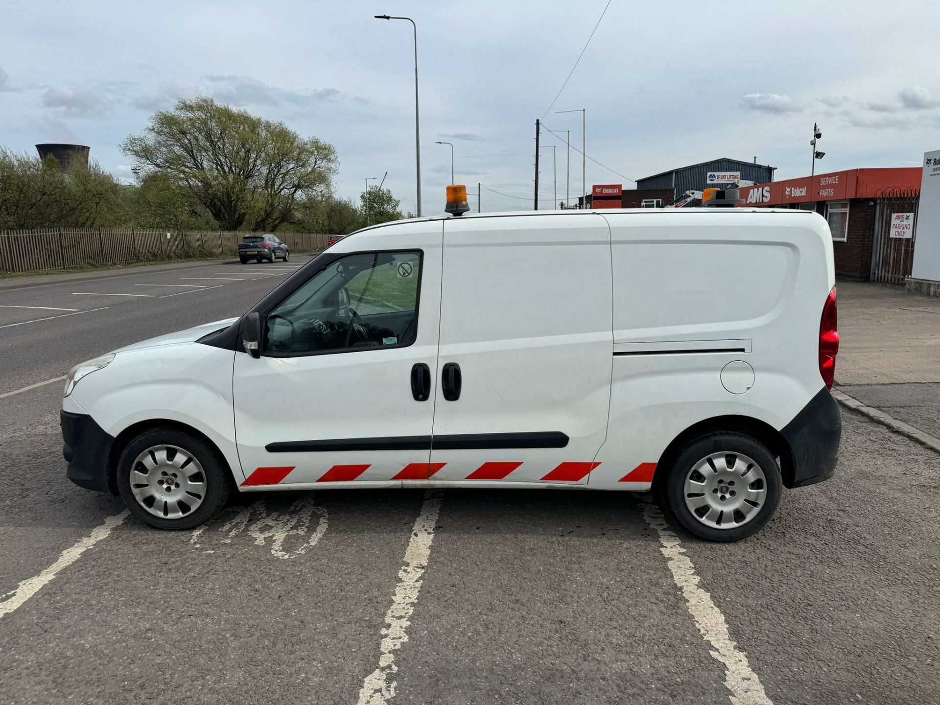 2014 14 FIAT DOBLO MAXI PANEL VAN - 60K MILES - LWB - EX CADENT GAS - Image 4 of 12