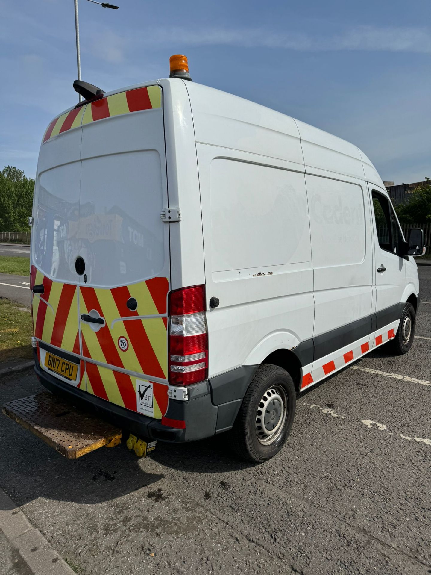 2017 17 MERCEDES SPRINTER PANEL VAN - 83K MILES - EURO 6 - EX CADENT GAS - Image 10 of 13