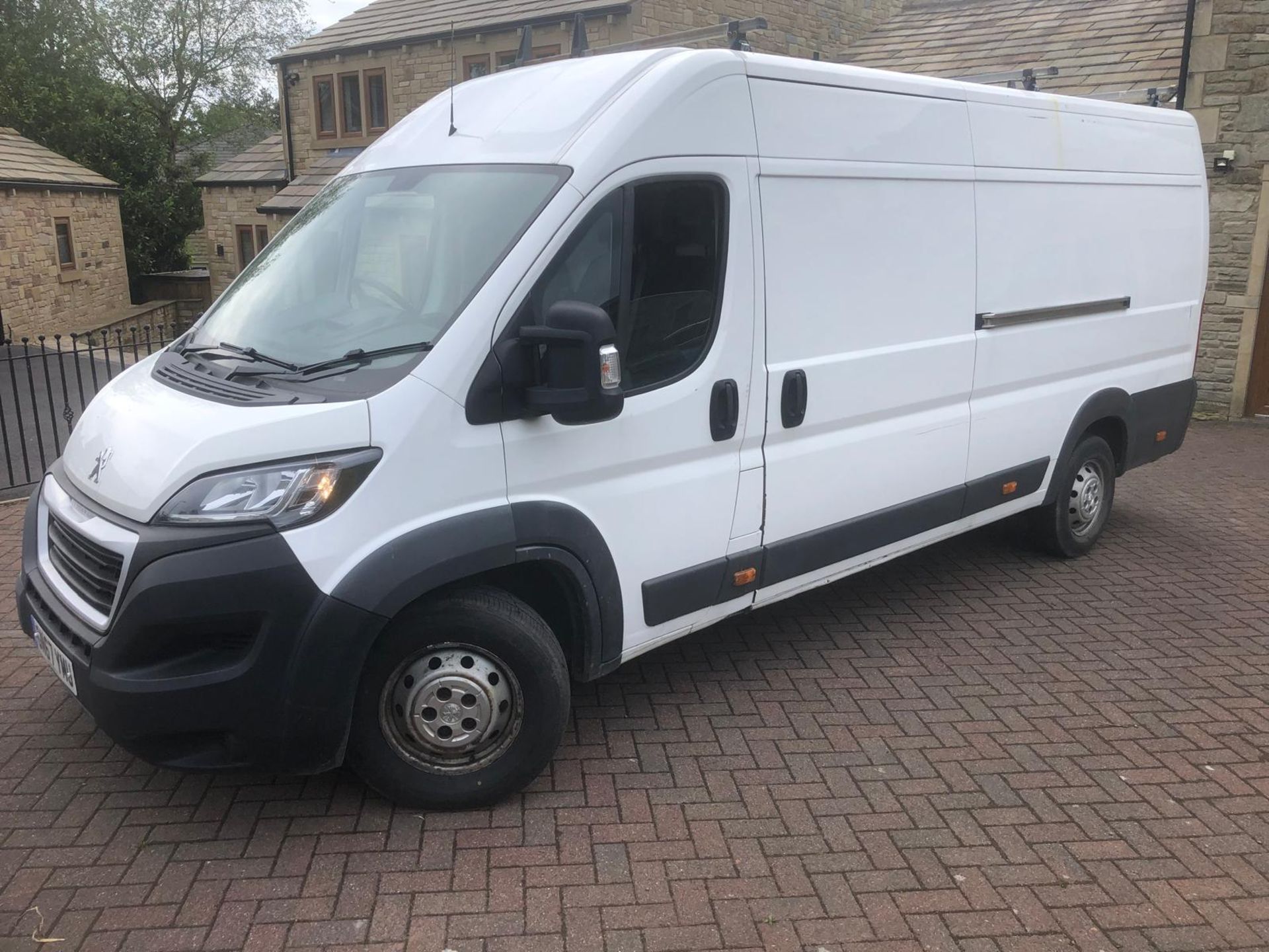 2017 67 REG PEUGEOT BOXER 435 PROFESSIONAL L4 H2 PANEL VAN - 88893 MILES - REVERSE SENSORS