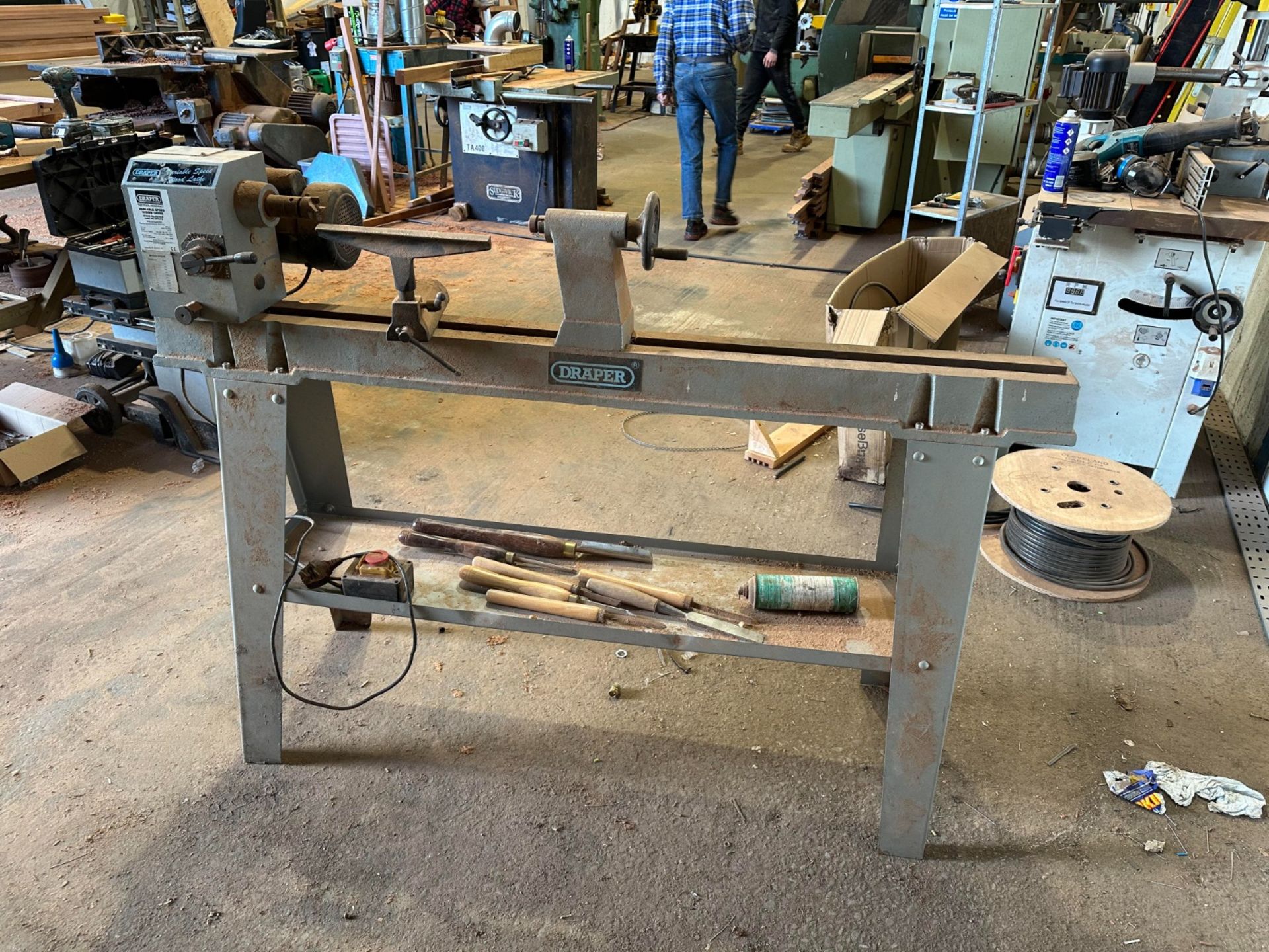 DRAPER SINGLE PHASE 240V WOOD LATHE - GOOD MACHINE