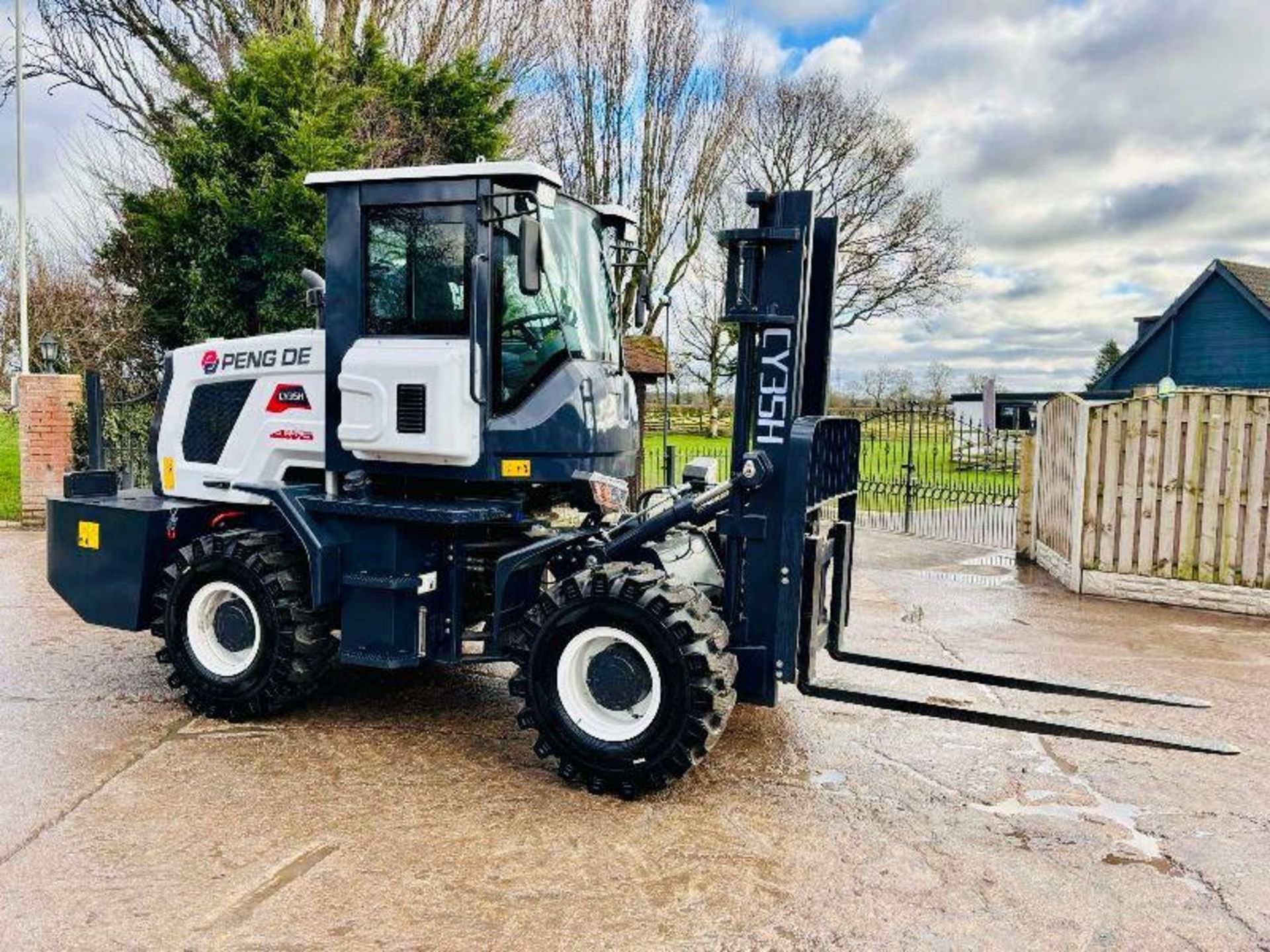 UNUSED PENGDE CY35H 4WD ARTICULATED ROUGH TERRIAN FORKLIFT *YEAR 2023* - Bild 5 aus 18