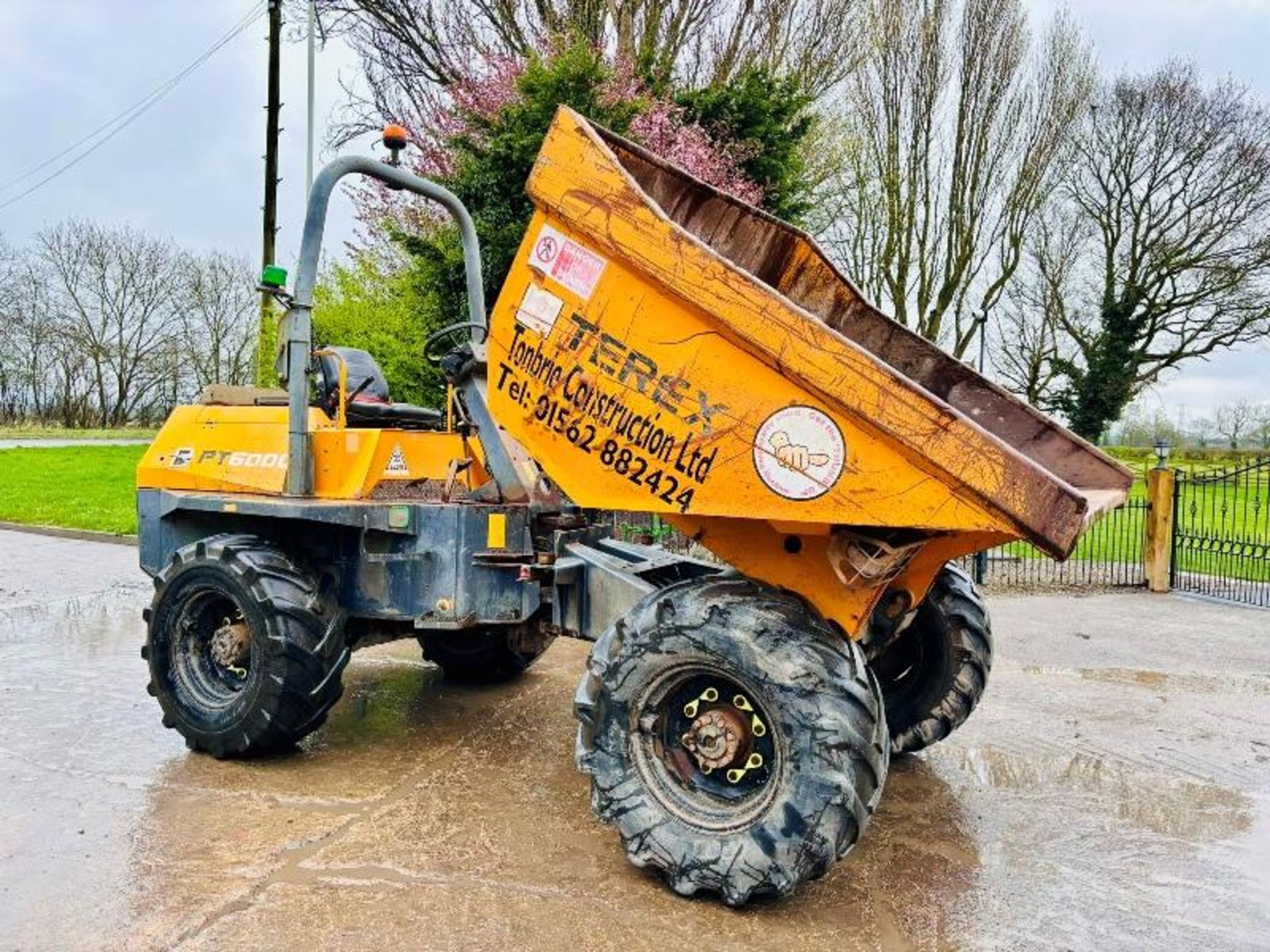 BENFORD 6000 4WD DUMPER *YEAR 2007* C/W ROLE BAR - Image 7 of 17