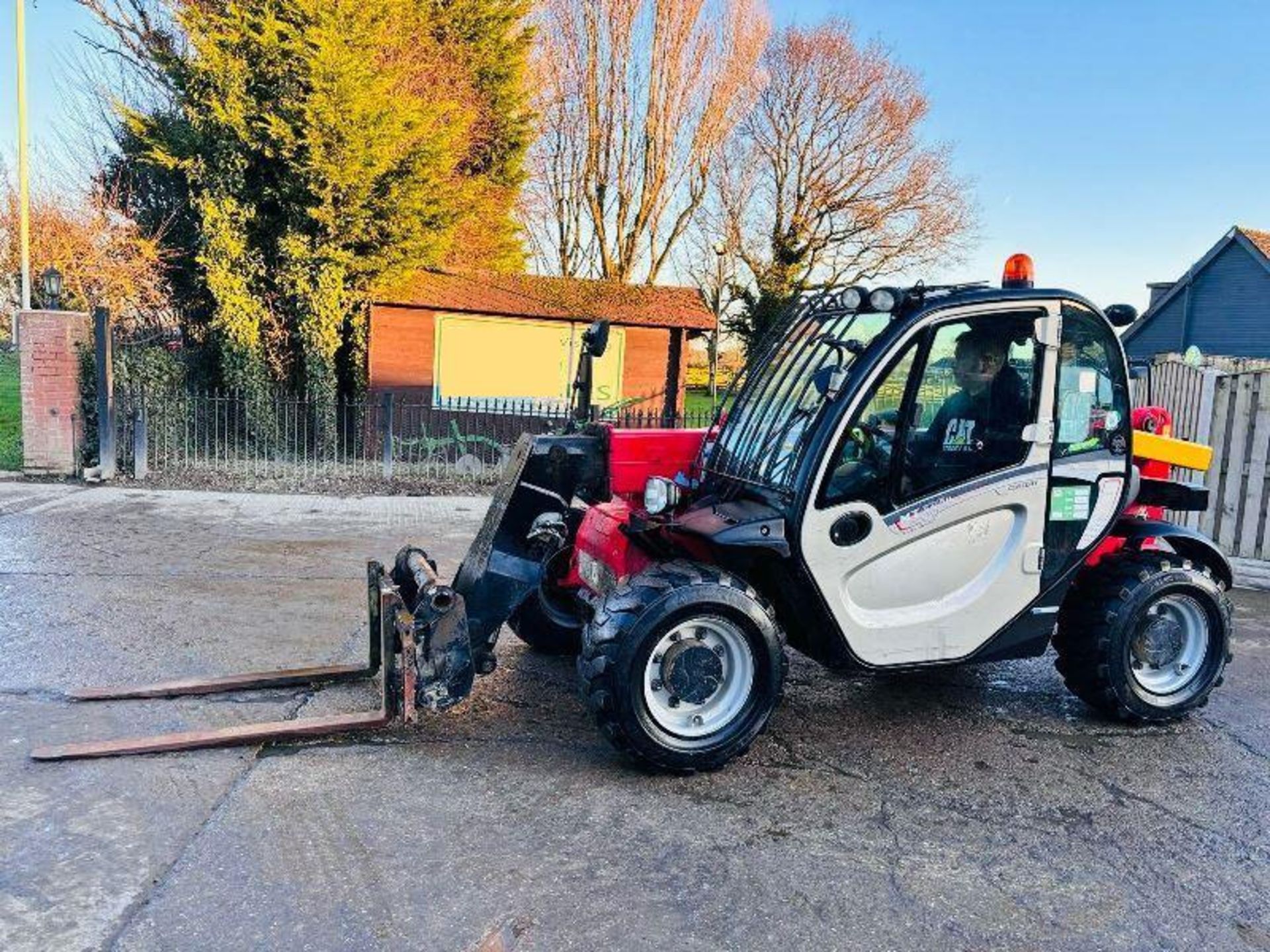 MANITOU MT625 COMFORT TURBO 4WD TELEHANDLER *YEAR 2018* C/W PALLET TINES - Bild 16 aus 18