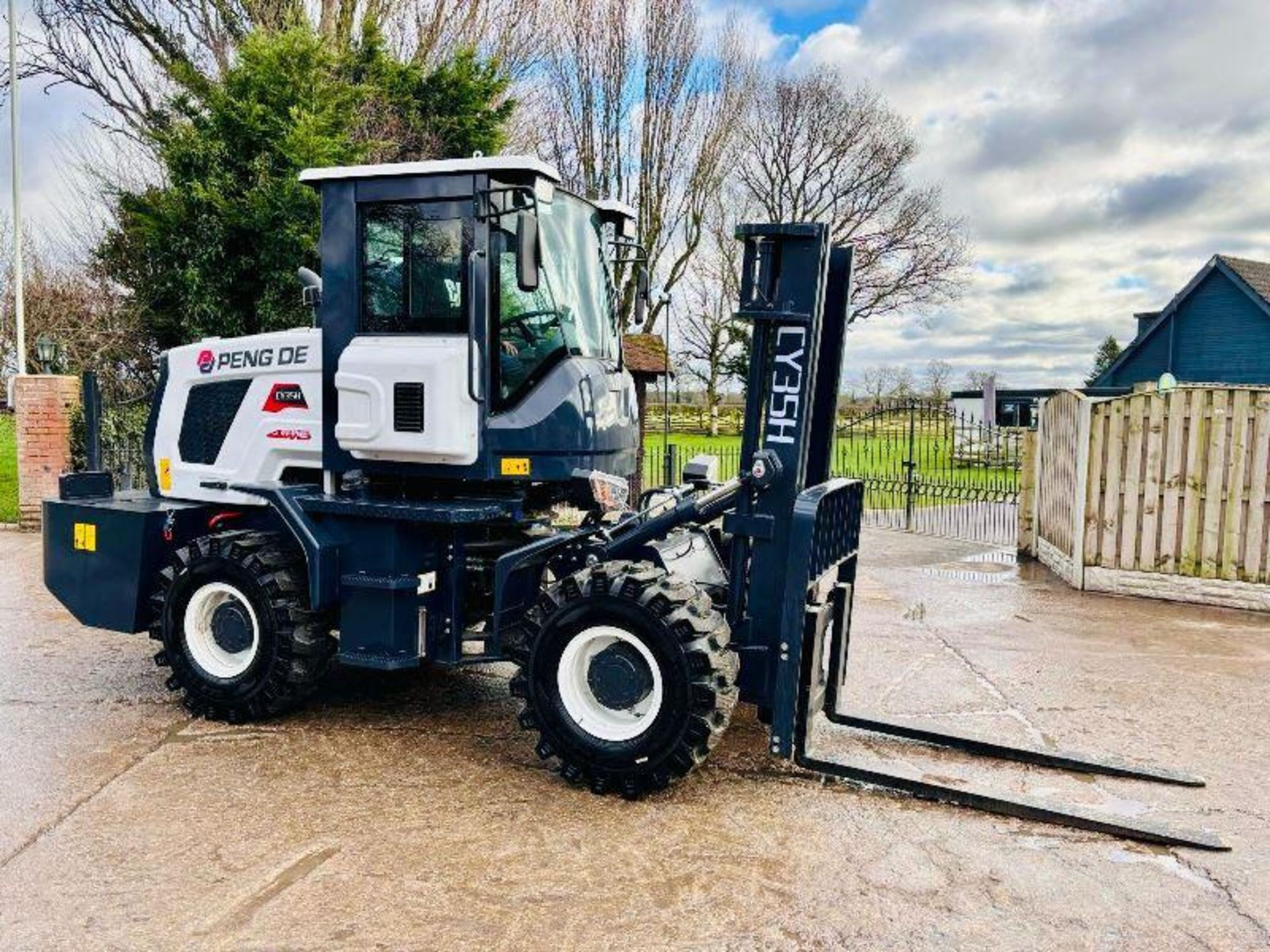 UNUSED PENGDE CY35H 4WD ARTICULATED ROUGH TERRIAN FORKLIFT *YEAR 2023* - Bild 8 aus 18