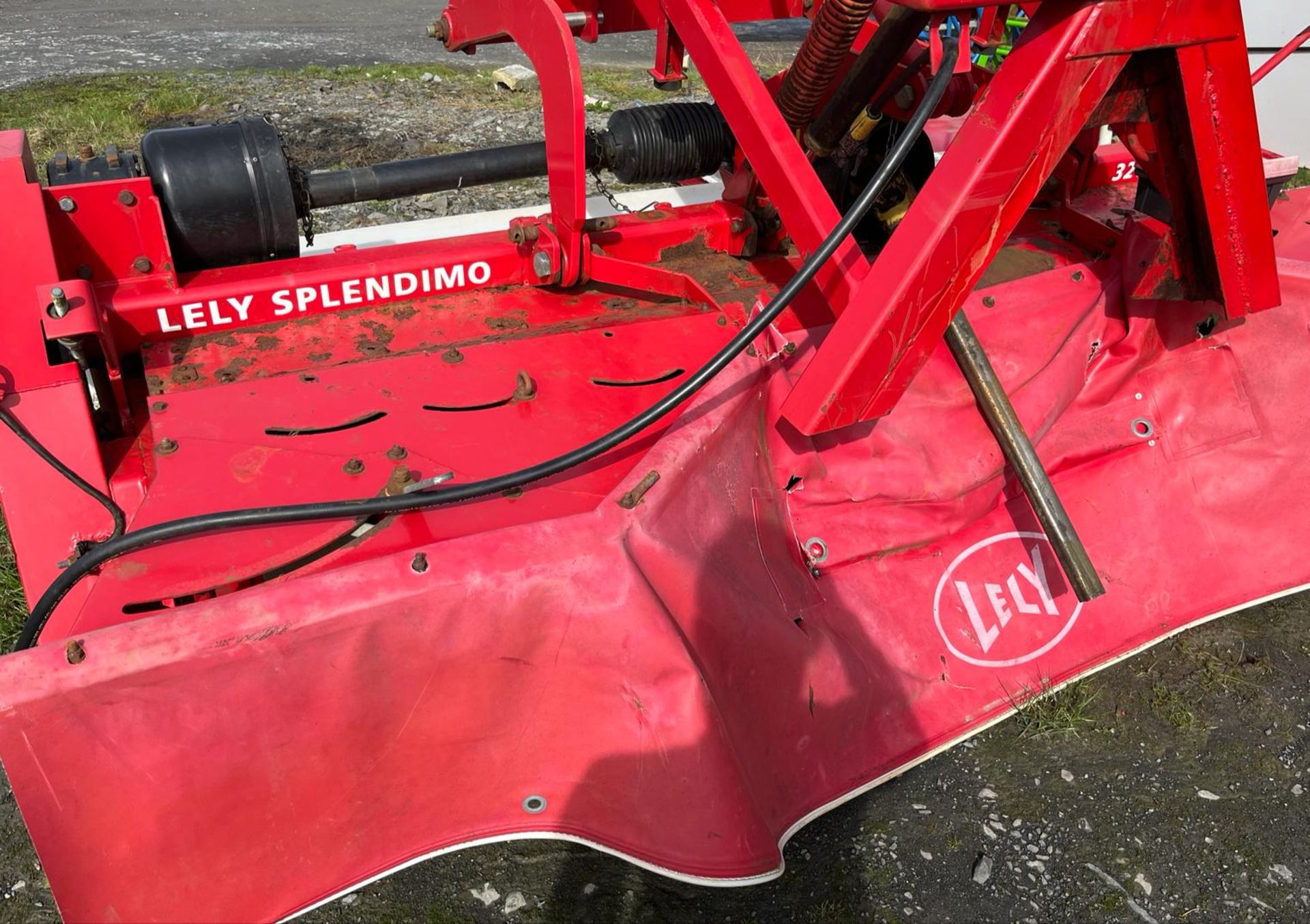 2006 LELY SPLENDIMO 320FC TRACTOR FRONT MOWER 