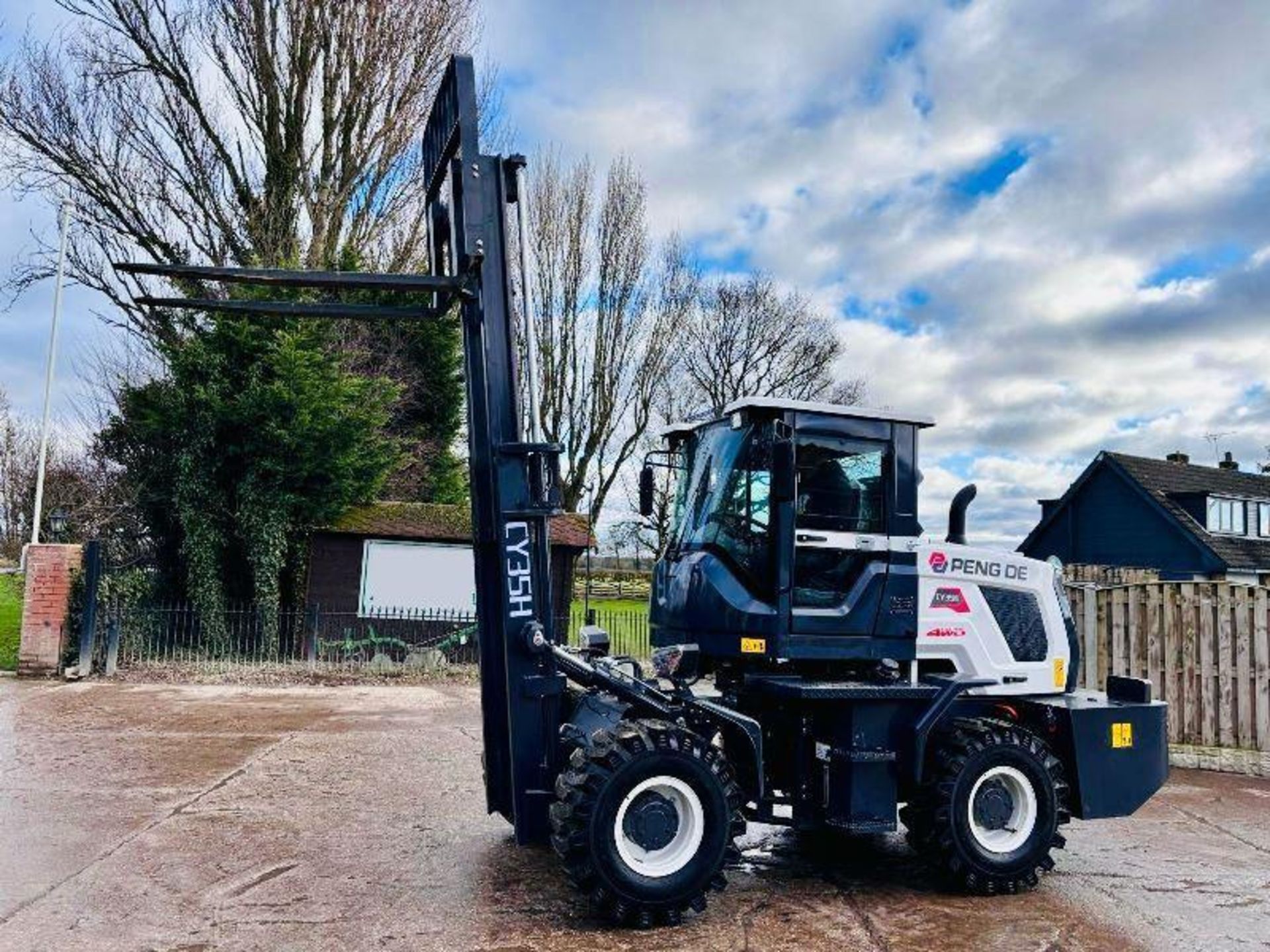 UNUSED PENGDE CY35H 4WD ARTICULATED ROUGH TERRIAN FORKLIFT *YEAR 2023* - Bild 2 aus 18