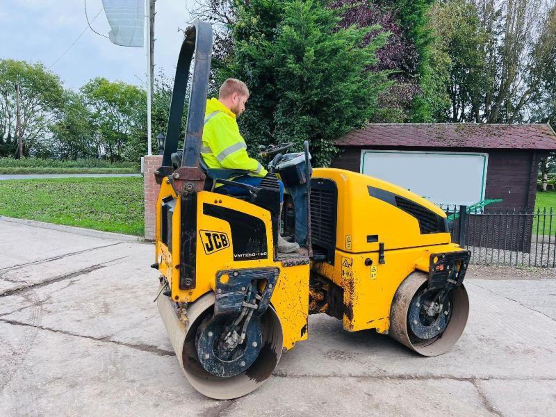 JCB VMT260 DOUBLE DRUM ROLLER *YEAR 2008* C/W KUBOTA ENGINE - Image 10 of 13