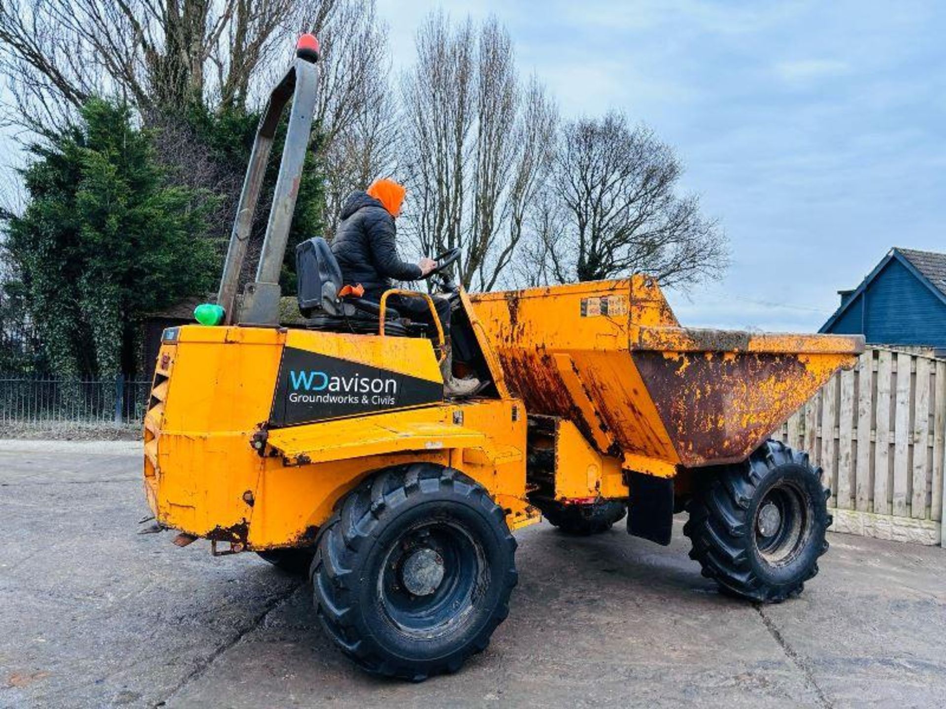 THWAITES 6 TON 4WD DUMPER C/W ROLE BAR - Image 2 of 16