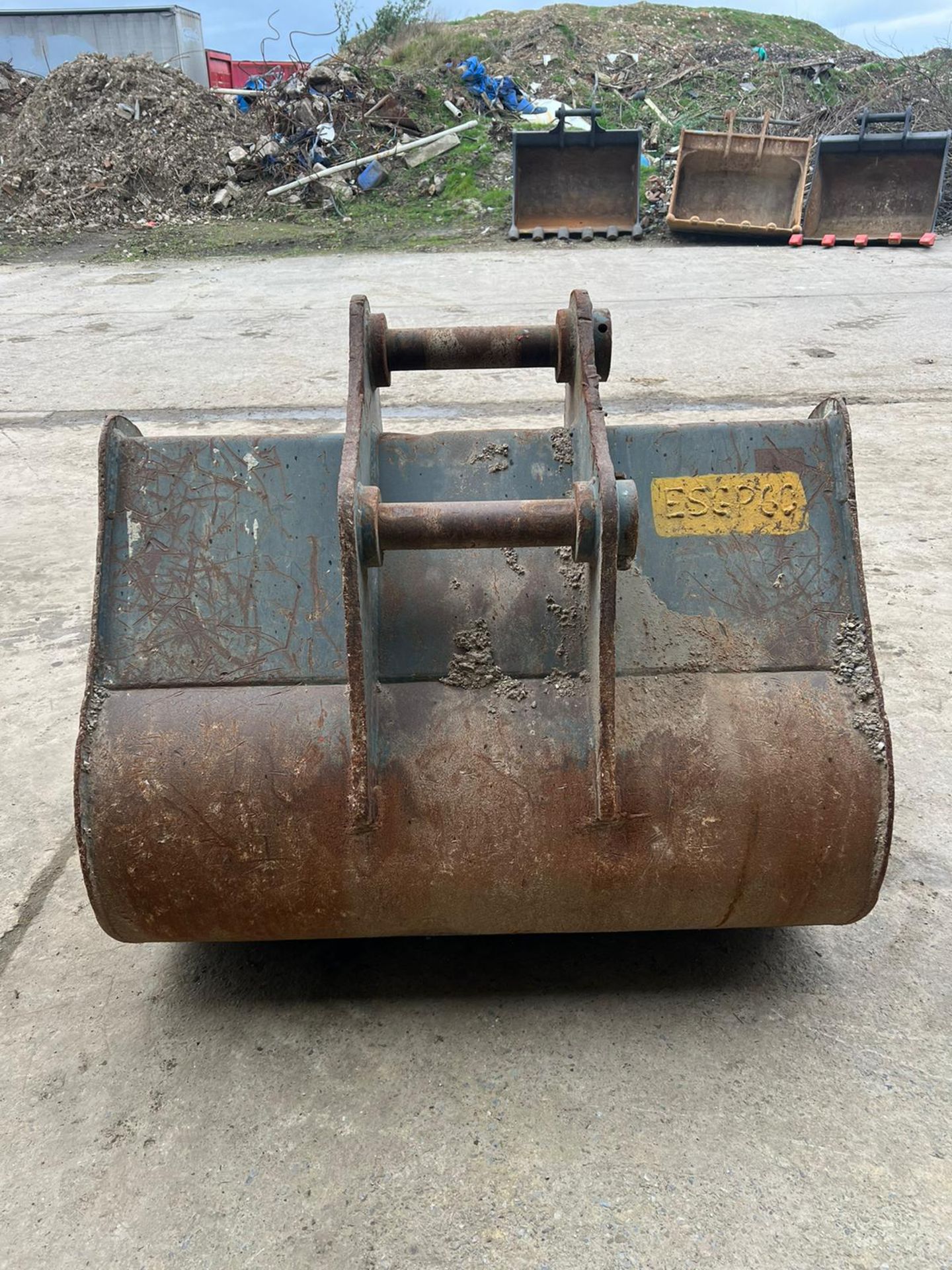 DIGGER BUCKET - 1440B, 460PG, 80 PINS - Image 2 of 3