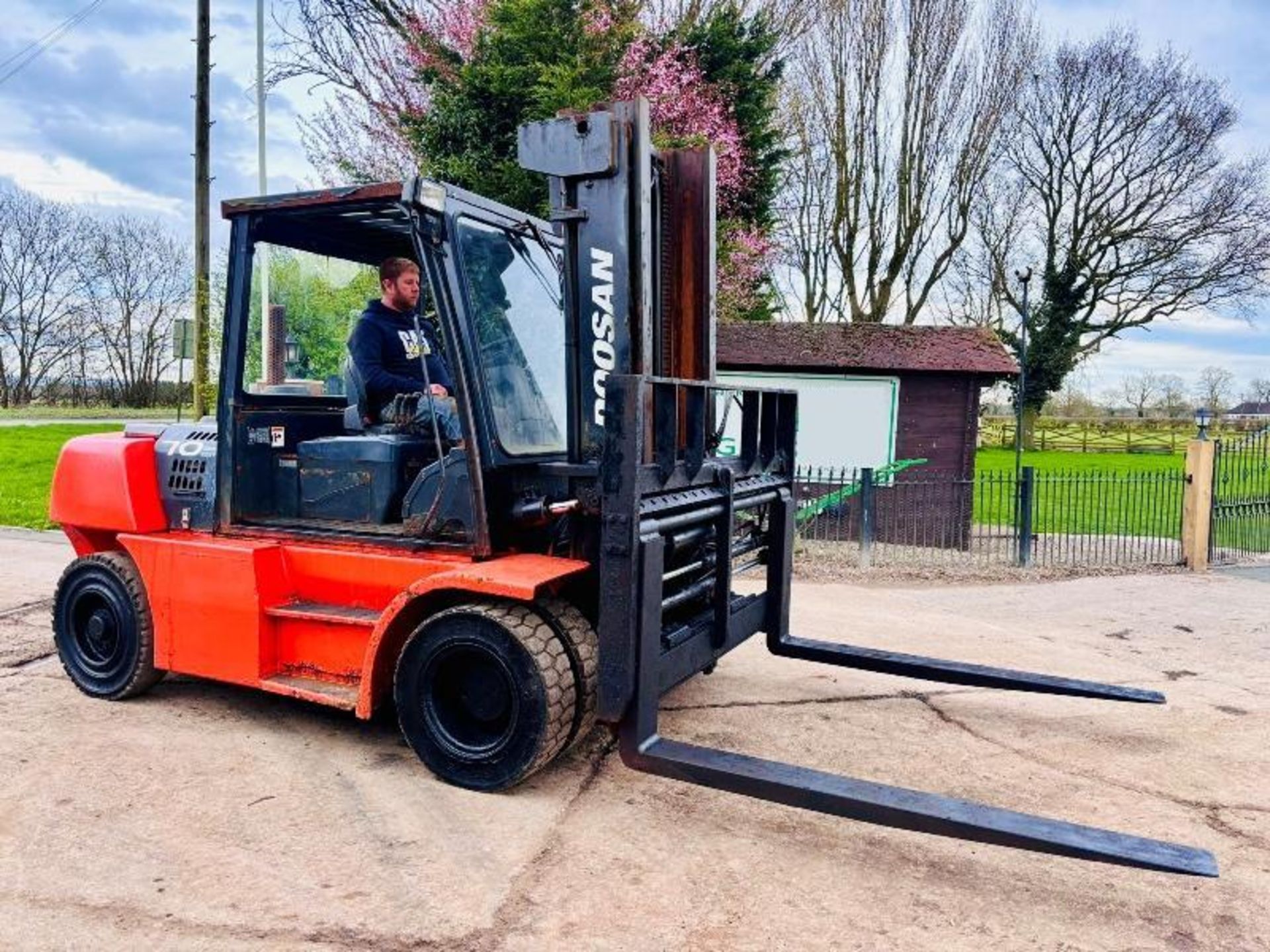 DOOSAN D706-5 7 TON DIESEL FORKLIFT *YEAR 2013* C/W SIDE SHIFT - Bild 16 aus 16