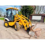 JCB 2CX 4WD LOADING SHOVEL C/W 4 WHEEL STEER & SIDE TIP BUCKET 