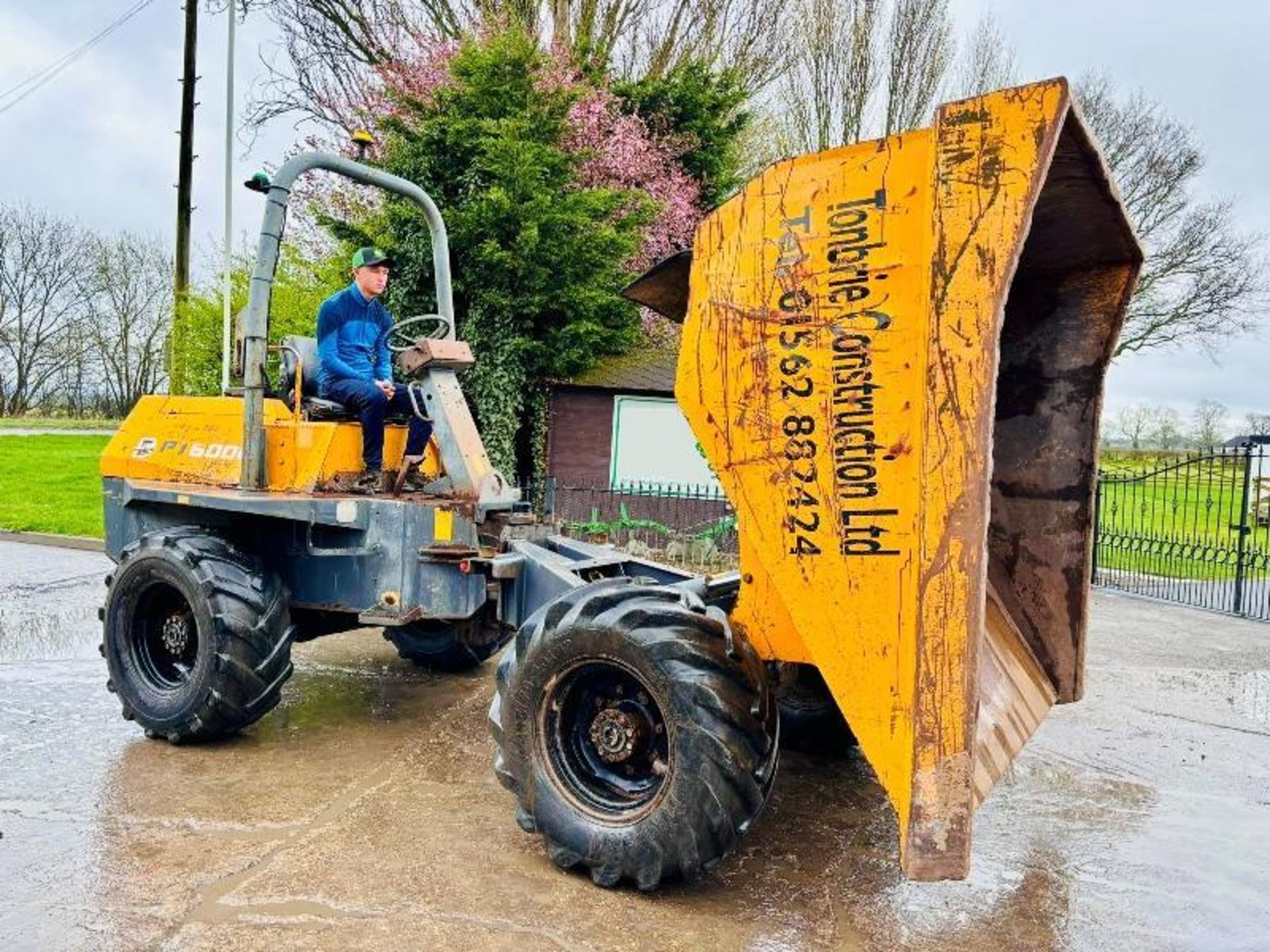 BENFORD 6000 4WD DUMPER *YEAR 2007* C/W ROLE BAR - Image 14 of 15