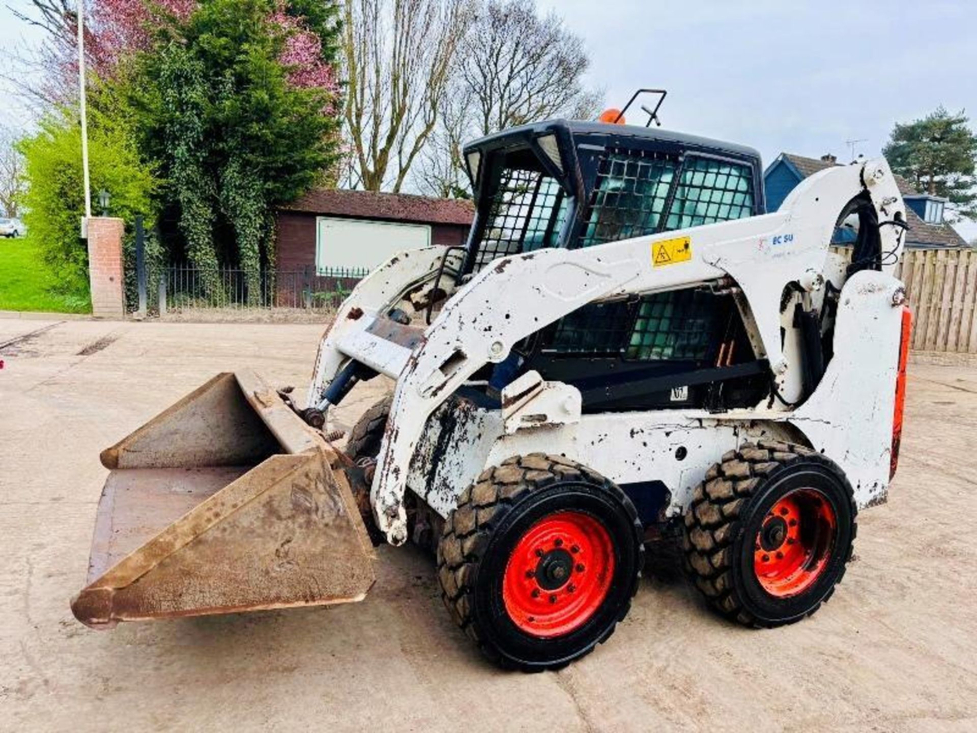 BOBCAT S185 4WD SKIDSTEER *YEAR 2011* C/W BUCKET  - Image 16 of 17