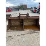 DIGGER BUCKET - 2450B, 640PG, 110 PINS