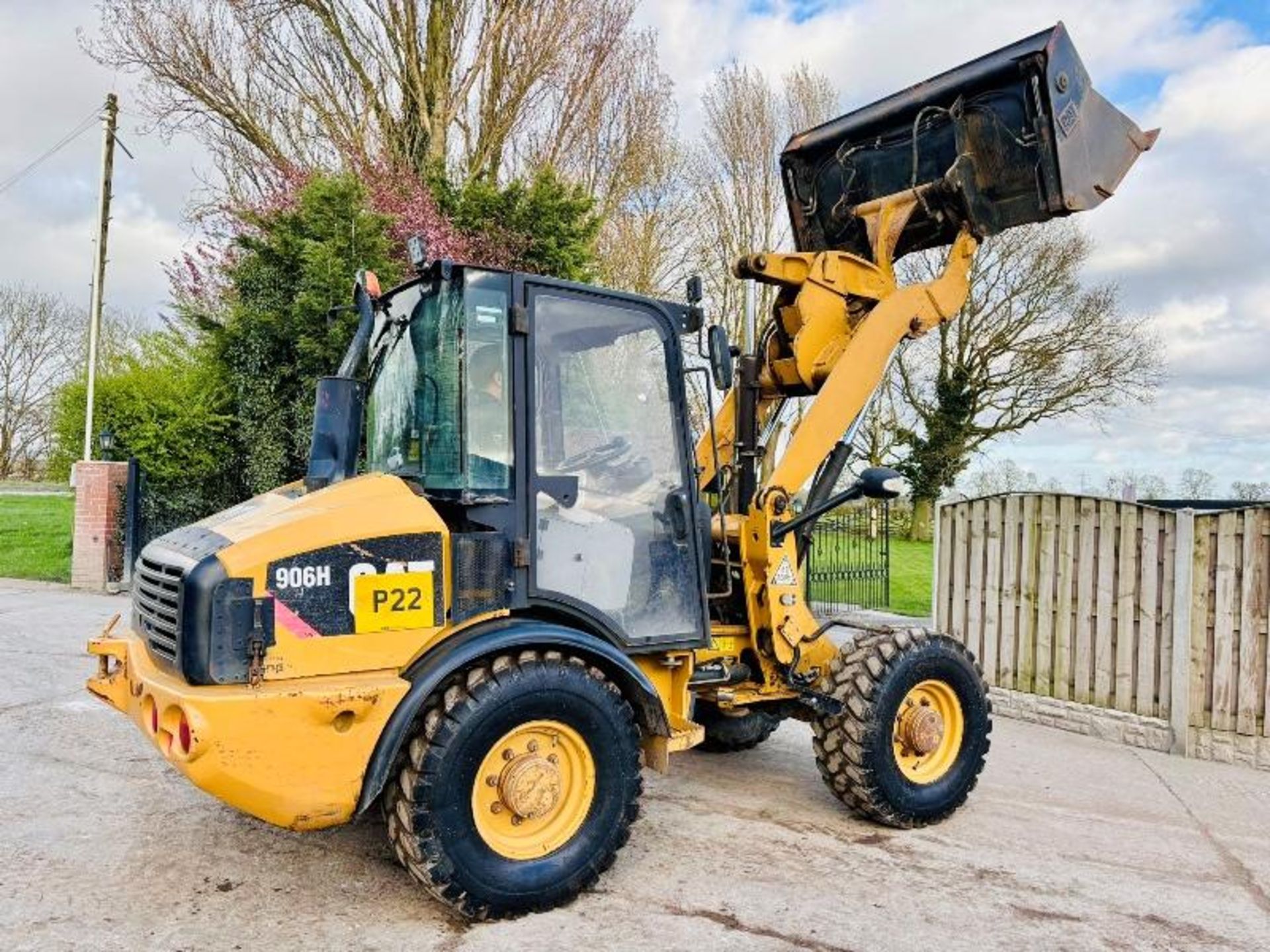 CATERPILLAR 906H LOADING SHOVEL C/W THREE IN ONE BUCKET  - Image 6 of 18