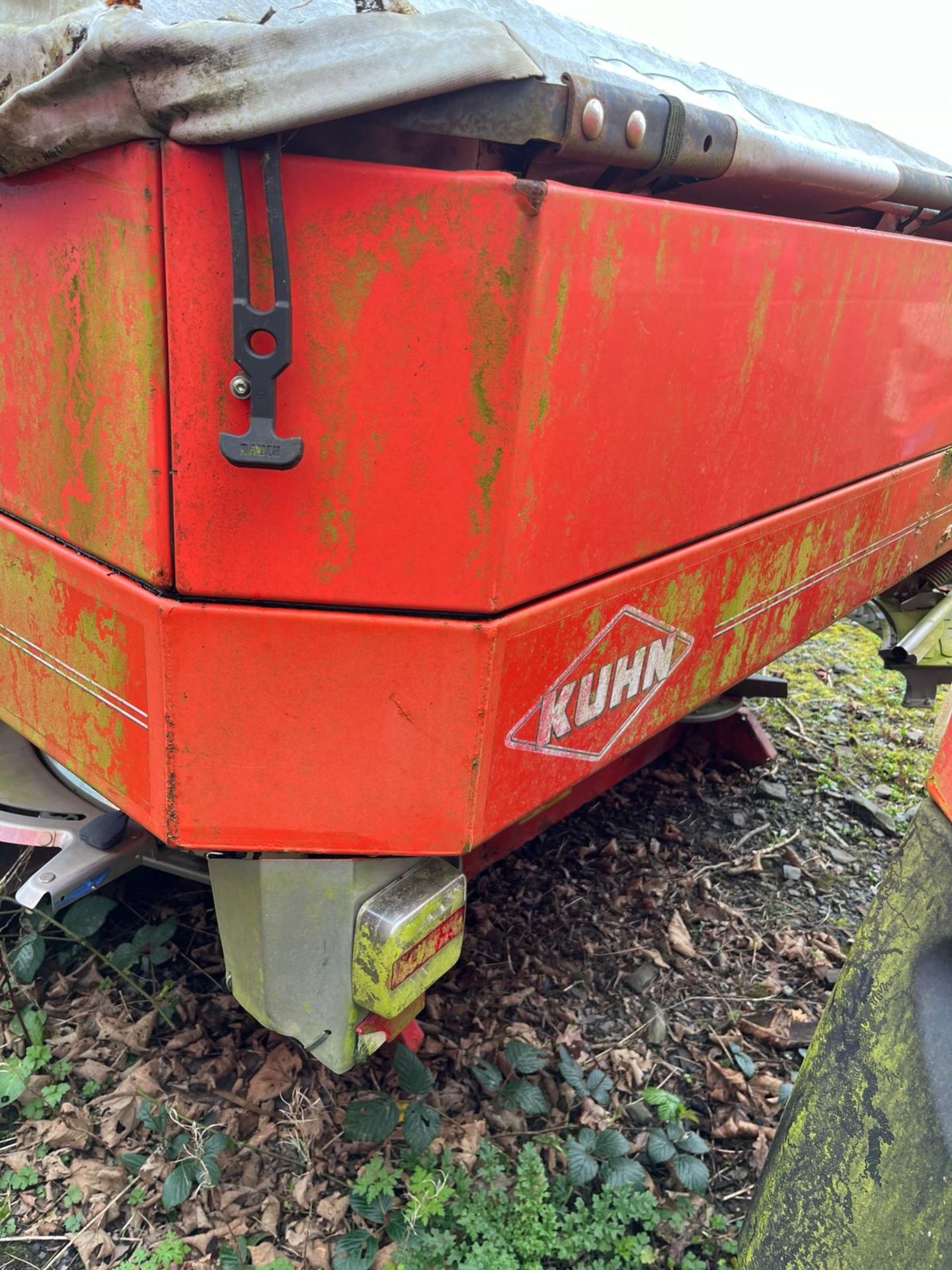 2012 KUHN 40.1 W FERTILISER SPREADER 