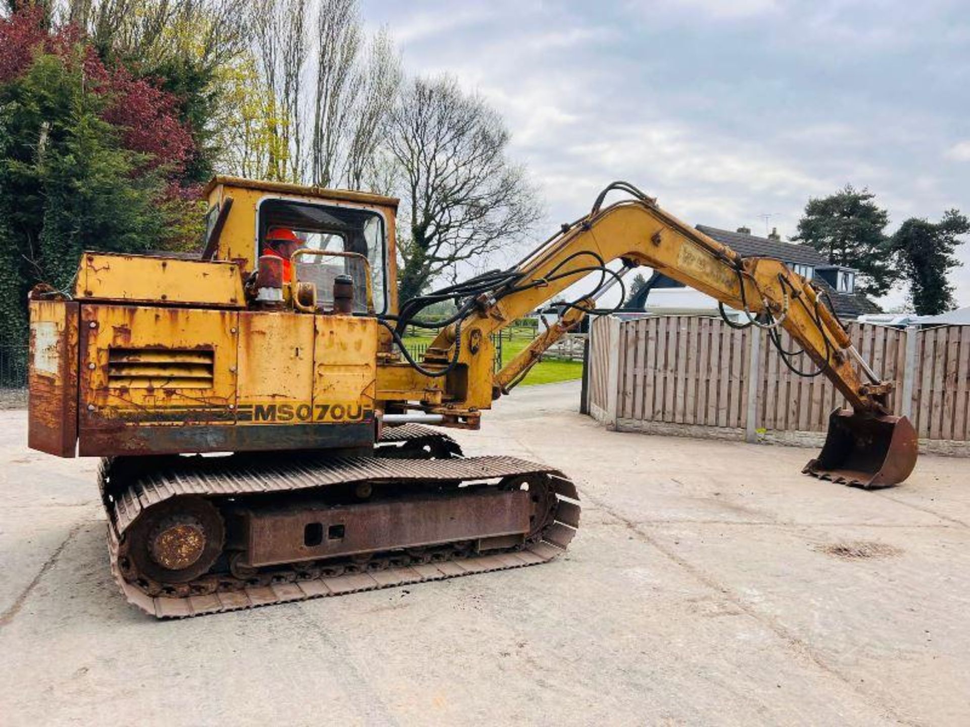 MITSUBISHI MS070U-2 TRACKED EXCAVATOR C/W BUCKET - Image 6 of 11