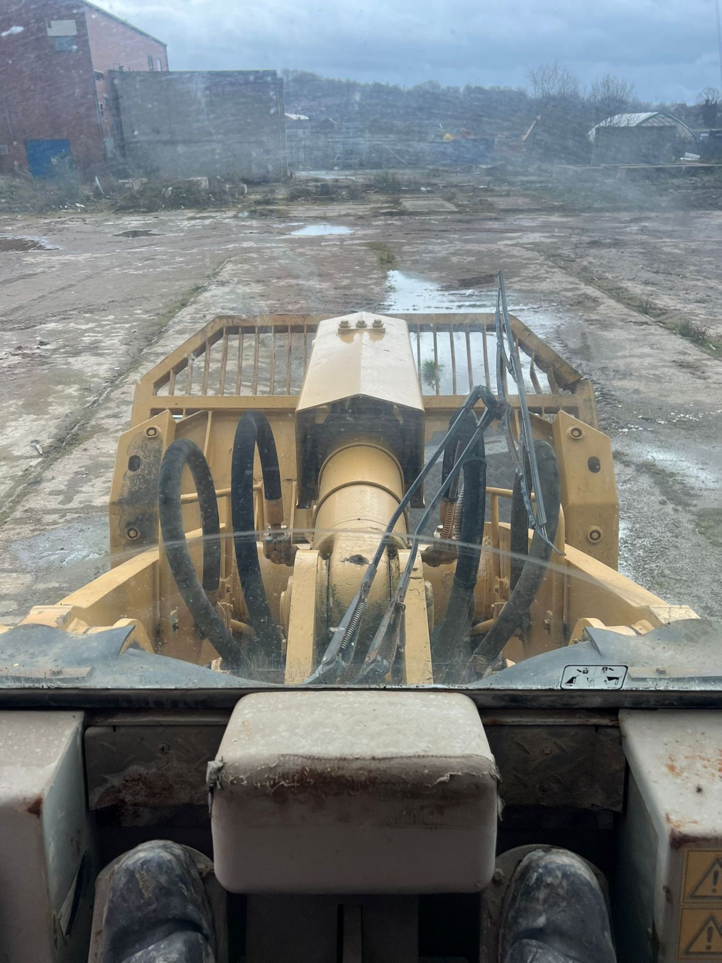 LIEBERMAN 632 LOADING SHOVEL - *SPARES OR REPAIR* - Image 7 of 7