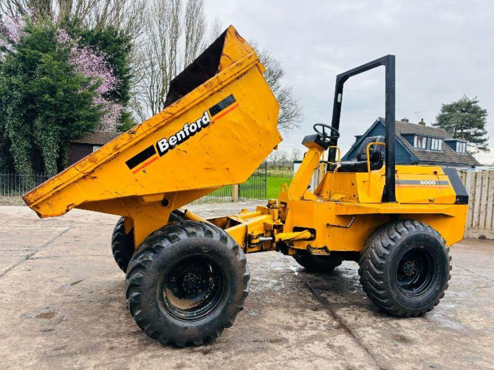 BENFORD 6000 4WD DUMPER C/W ROLE BAR, DEUTZ ENGINE - Image 6 of 15