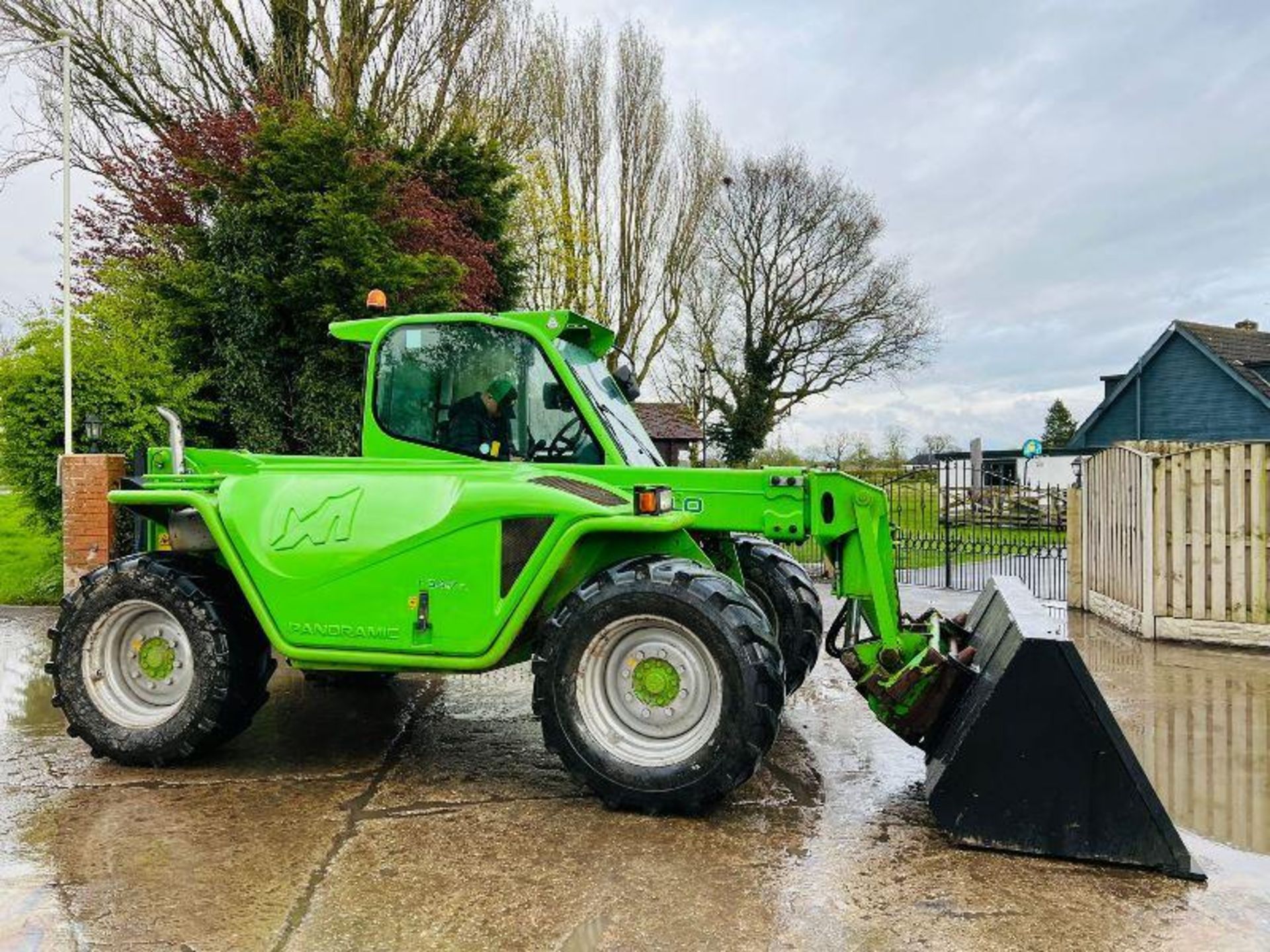 MERLO P34.7 4WD TELEHANDLER*YEAR 2013, AG SPEC* C/W PICK UP HITCH  - Image 14 of 20