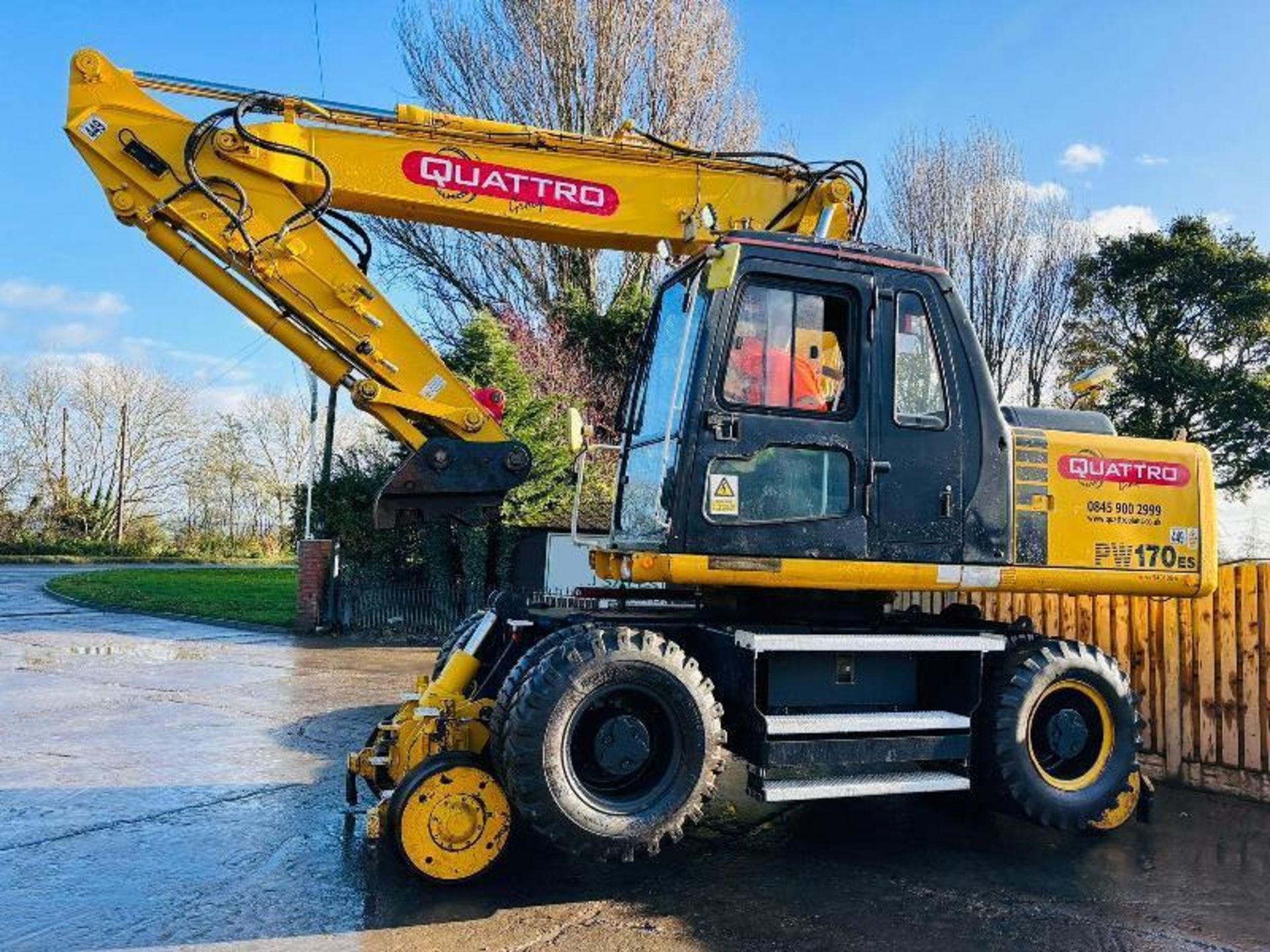 KOMATSU PW170 4WD WHEELED EXCAVATOR C/W QUICK HITCH & RAILWAY GEAR - Image 17 of 18