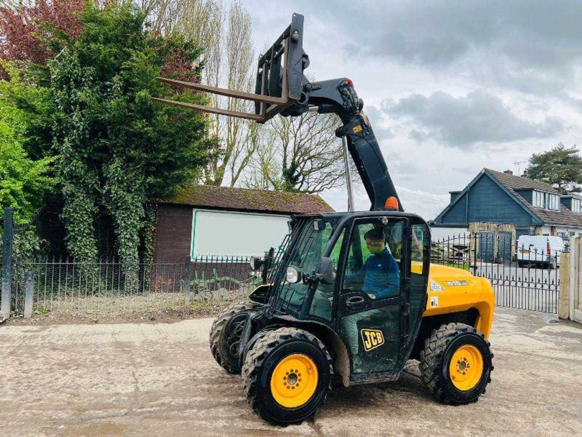 JCB 515-40 4WD TELEHANDLER C/W PALLET TINES - Image 10 of 20