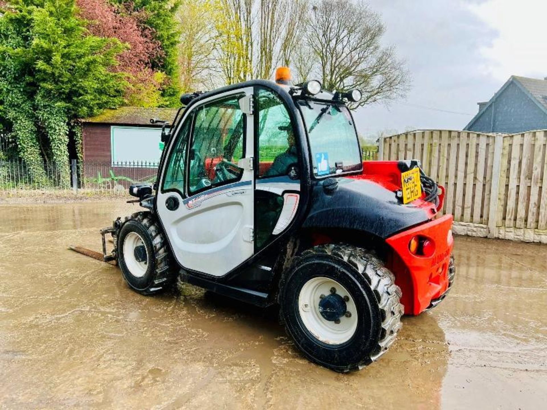 MANITOU MT420 COMFORT TURBO 4WD TELEHANDLER *YEAR 2017, 1772 HOURS* C/W PALLET TINES - Image 11 of 19