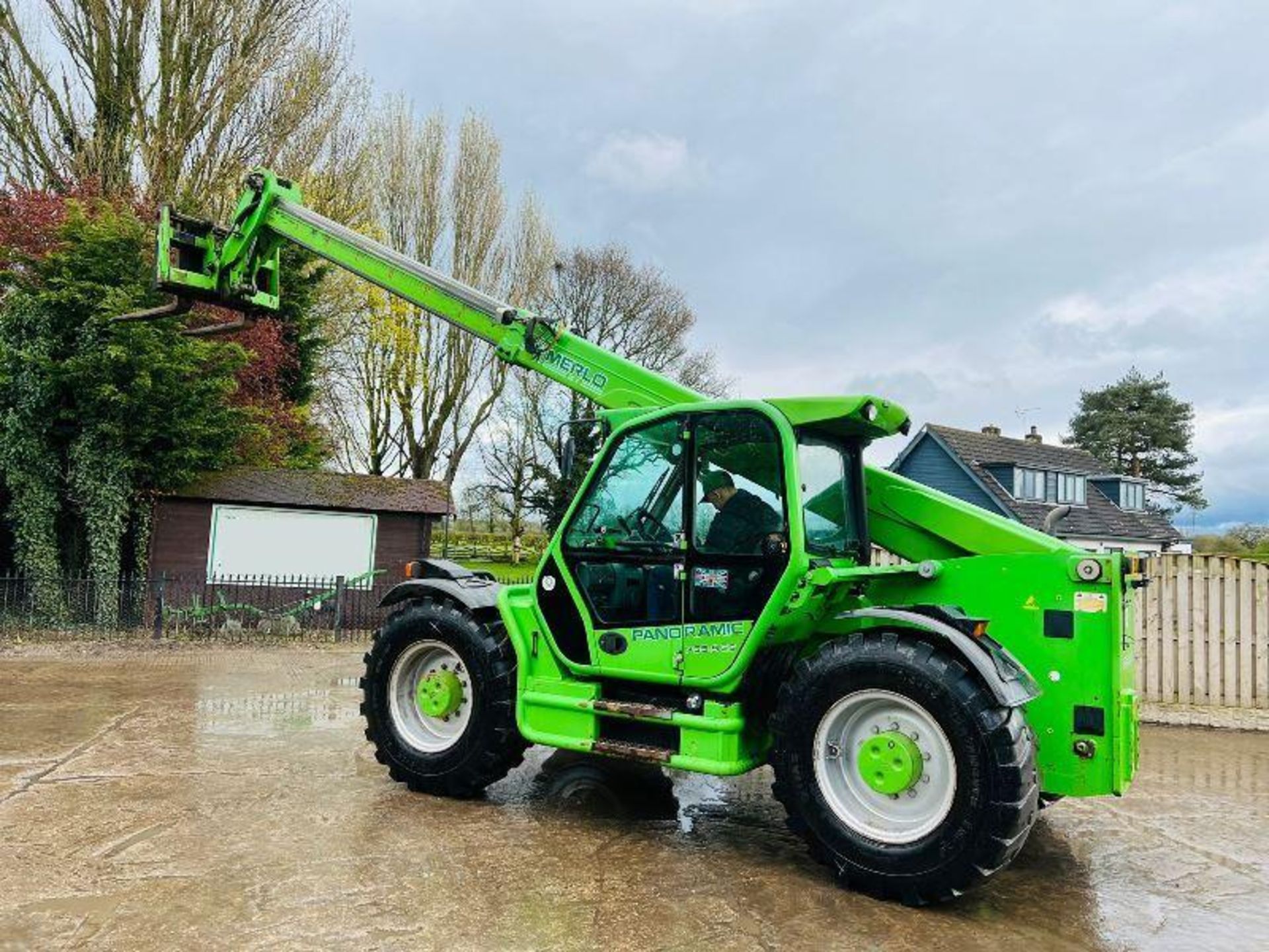 MERLO P55.9 4WD TELEHANDLER *YEAR 2013, 9 METER, 5.5 TON LIFT* C/W PALLET TINES - Image 18 of 20