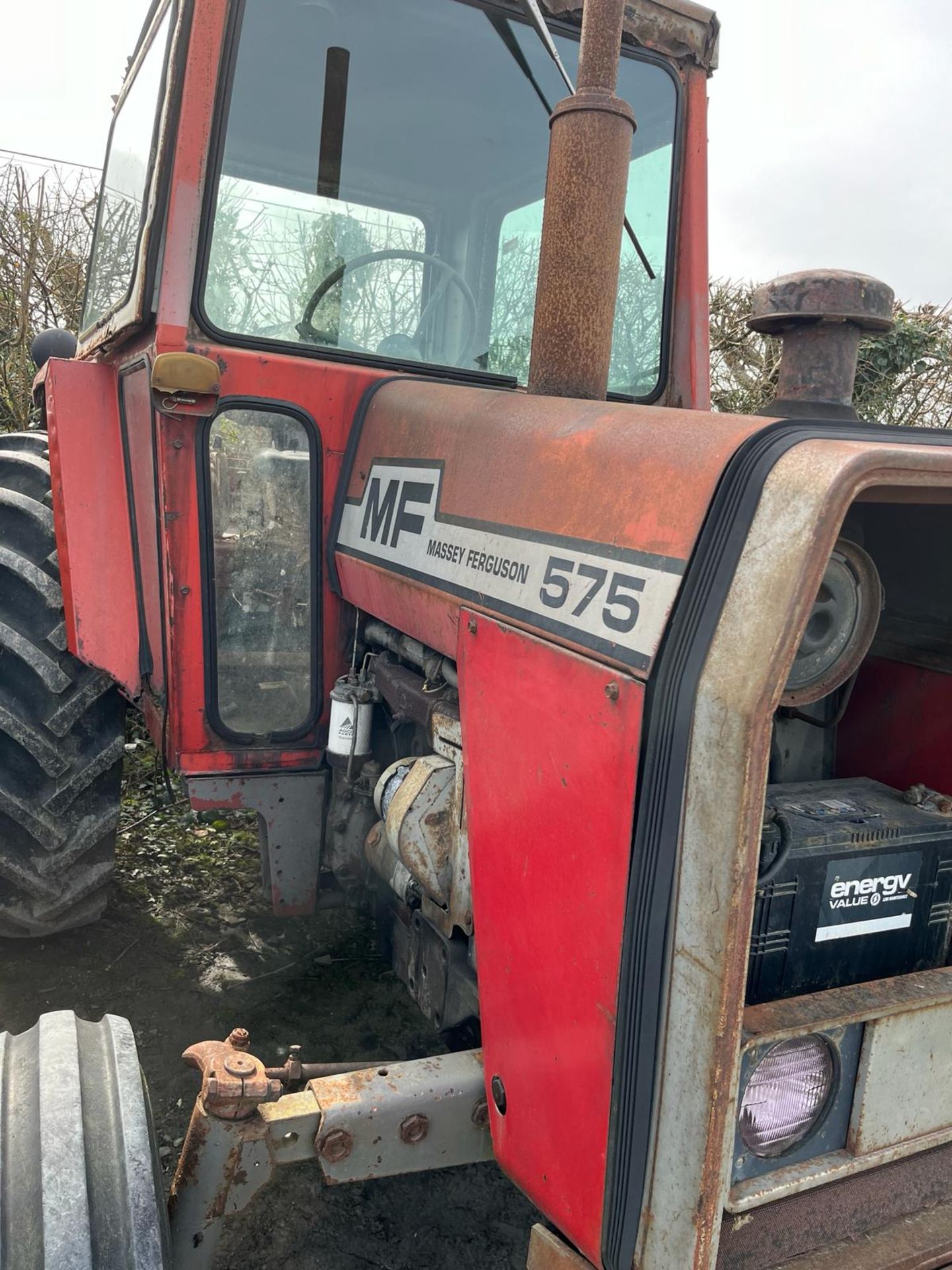 MASSEY FERGUSON 575 TRACTOR