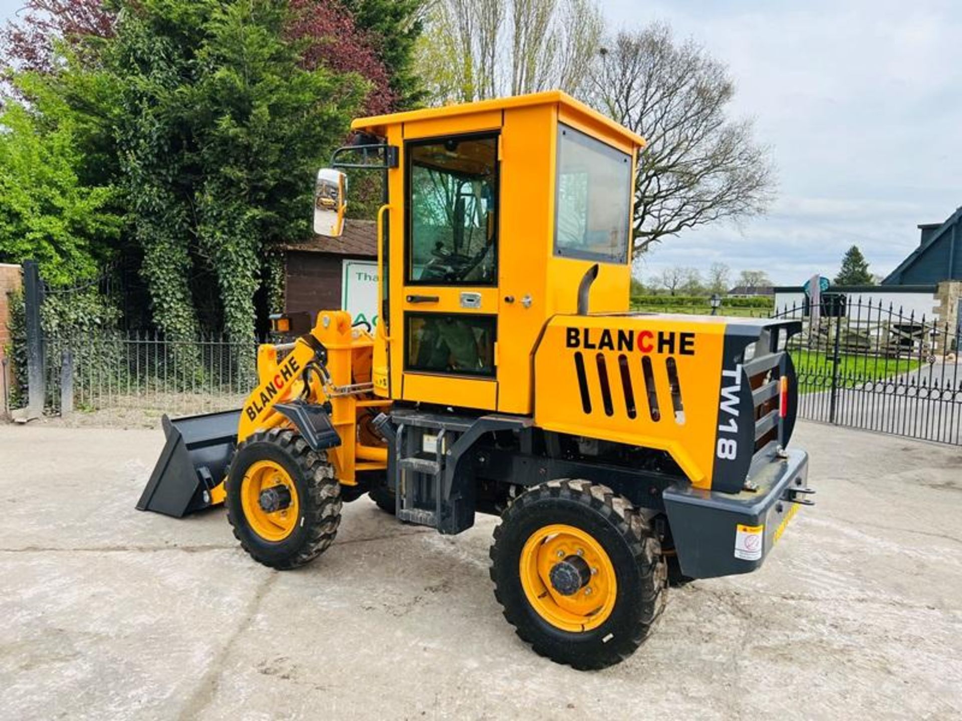 BRAND NEW BLANCHE TW18 4WD LOADING SHOVEL *YEAR 2023* - Image 10 of 14