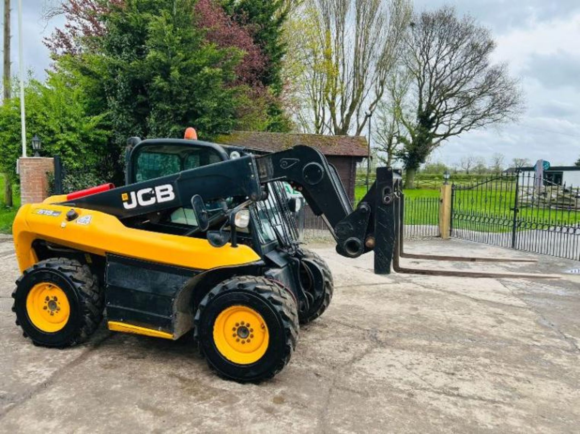 JCB 515-40 4WD TELEHANDLER C/W PALLET TINES - Image 17 of 20