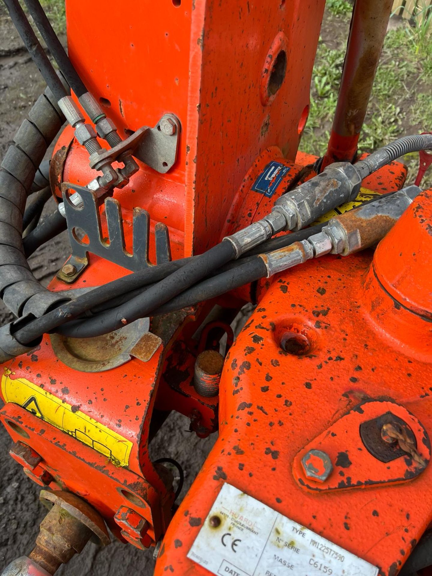 KUHN MULTIMASTER 122 5 FARROW PLOUGH - Image 3 of 7