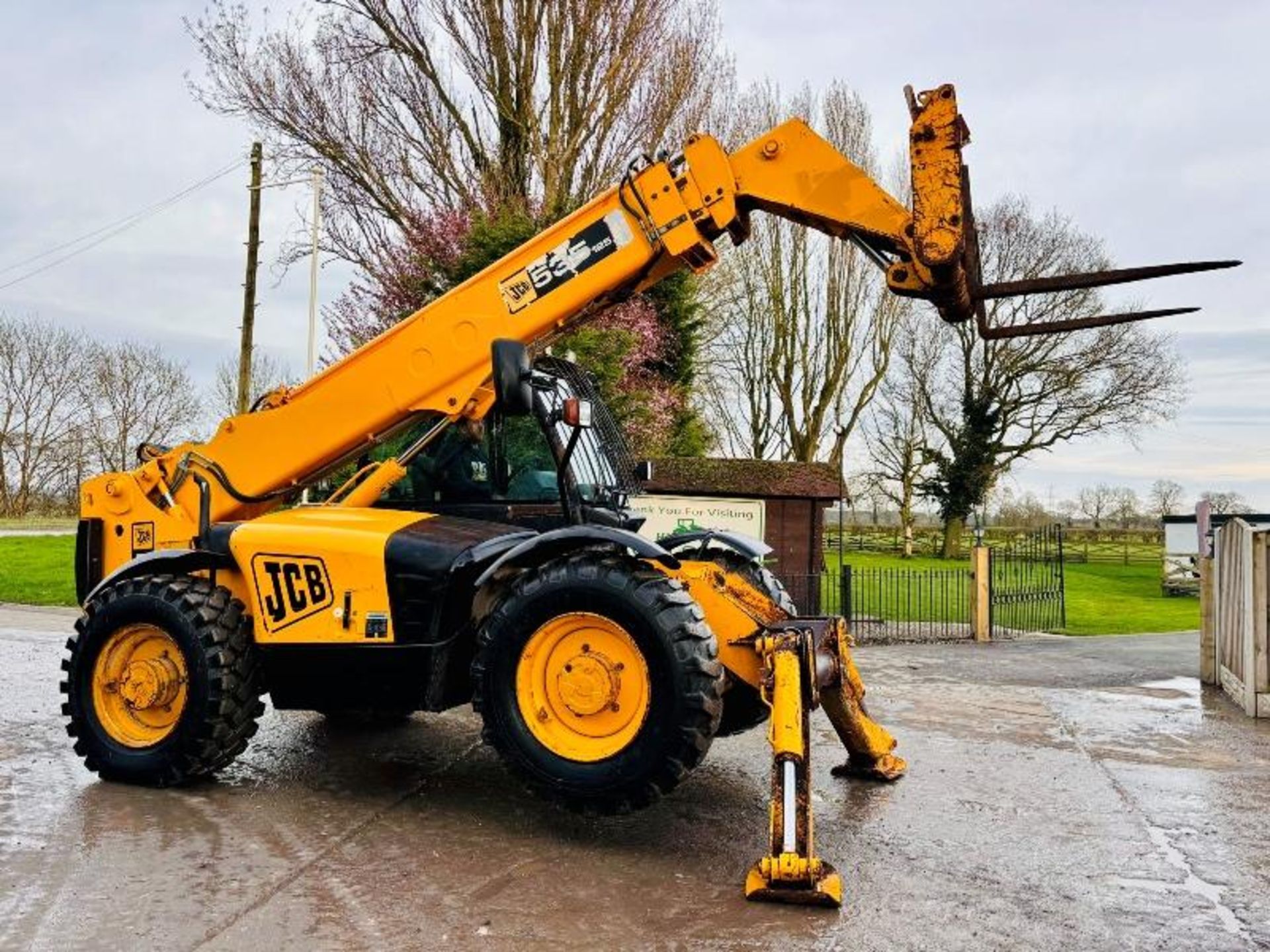 JCB 535-125 4WD TELEHANDLER *12.5 METER REACH* C/W PALLET TINES - Image 4 of 17