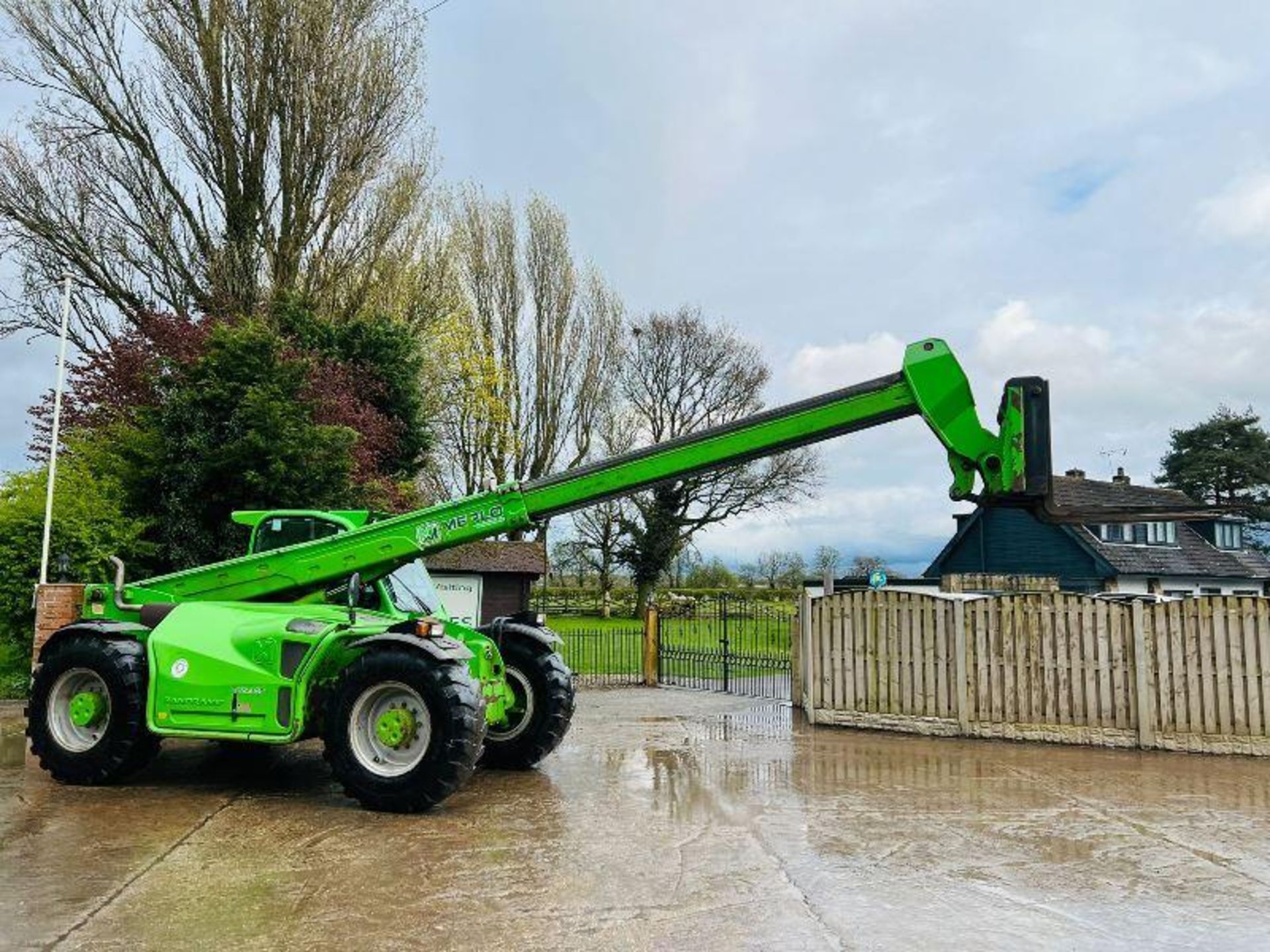 MERLO P55.9 4WD TELEHANDLER *YEAR 2013, 9 METER, 5.5 TON LIFT* C/W PALLET TINES - Image 9 of 20