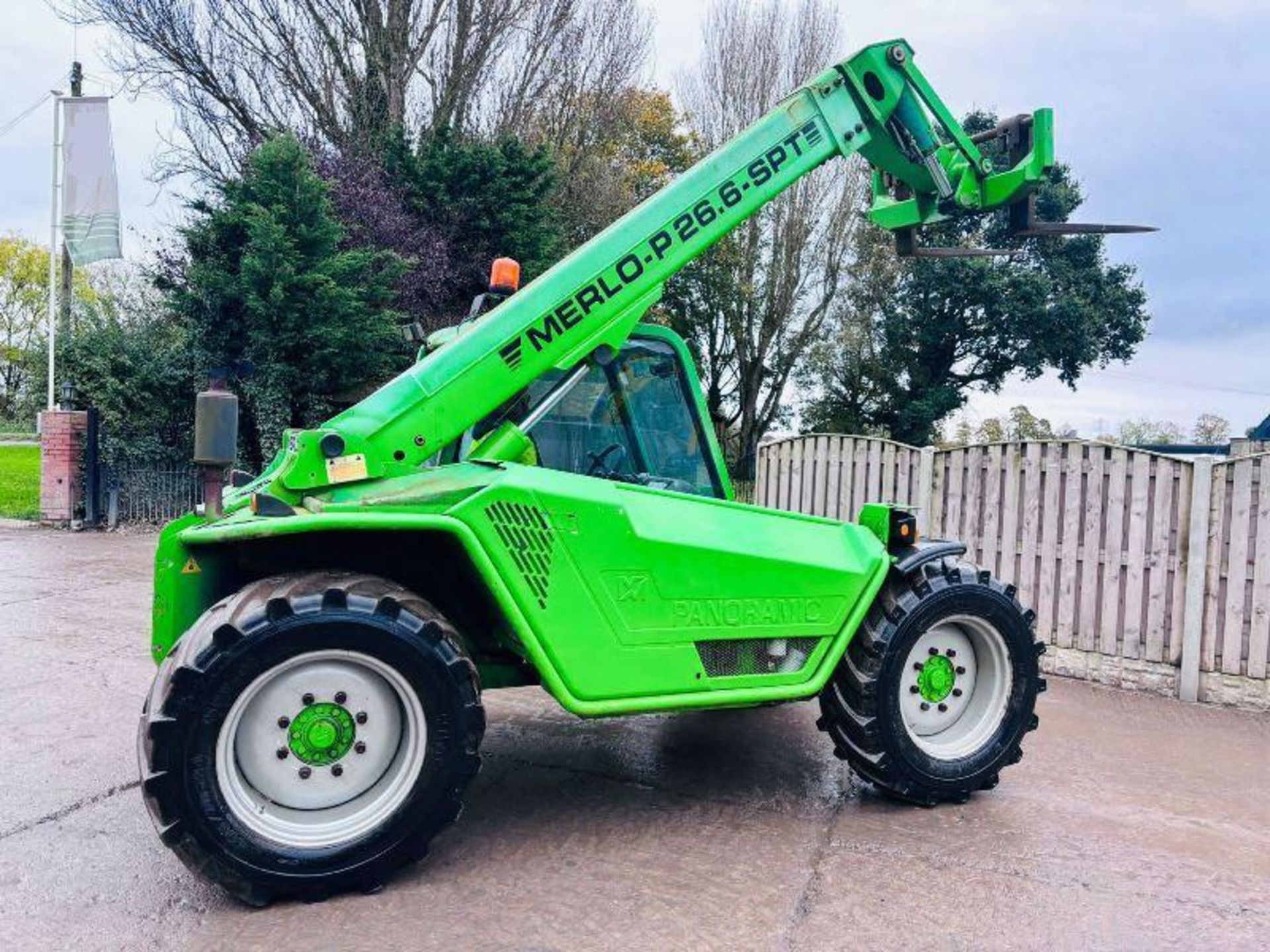 MERLO P26.6 4WD TURBO TELEHANDLER C/W PALLET TINES - Image 6 of 16