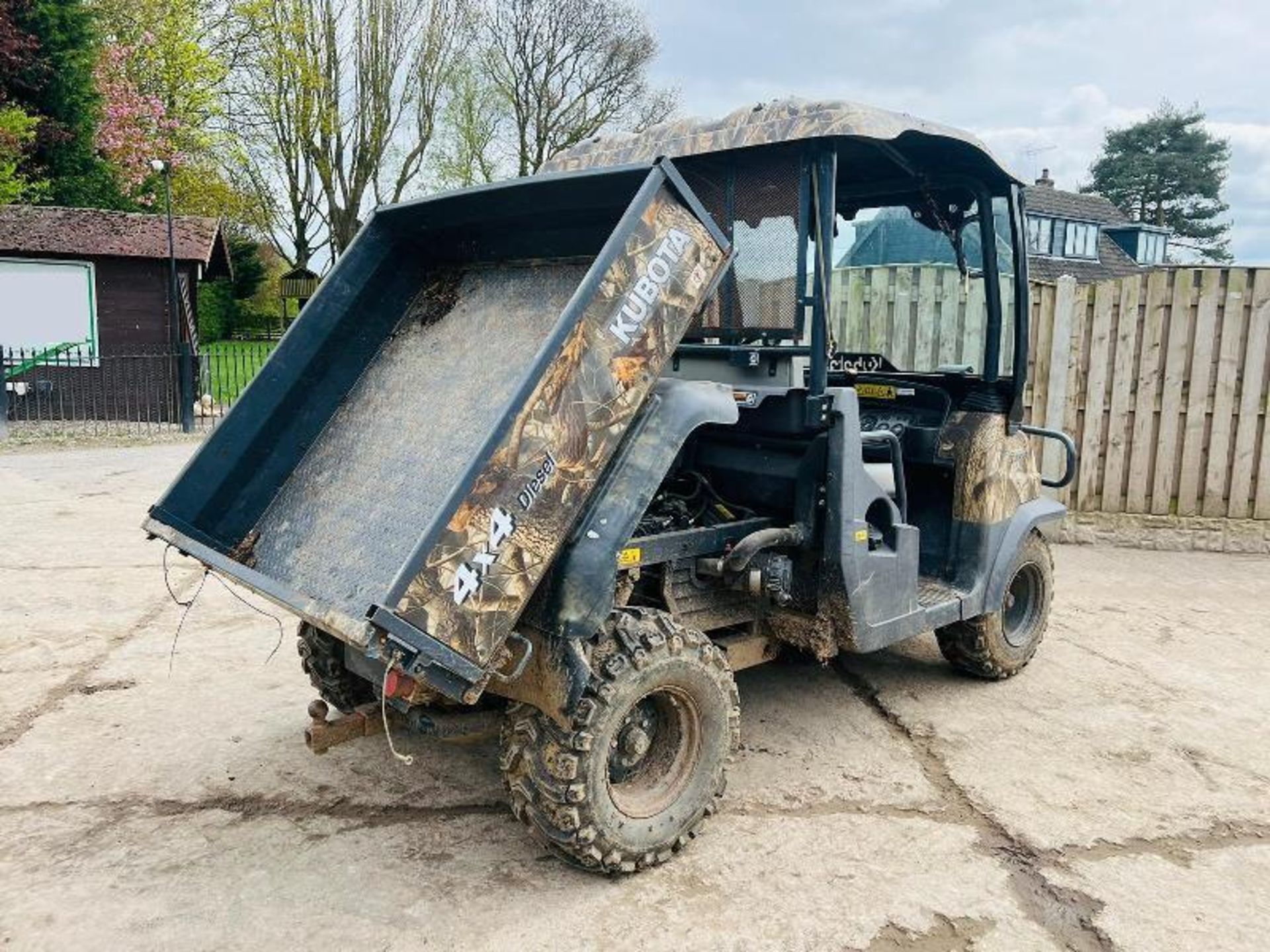 KUBOTA RTV900-EU 4WD DIESEL UTV *YEAR 2014 * C/W POWER STEERING - Image 13 of 13