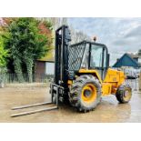 JCB 926 ROUGH TERRIAN 4WD FORKLIFT C/W PALLET TINES