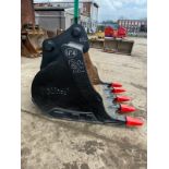 DIGGER BUCKET - 1560B, 520pg, 100 PINS