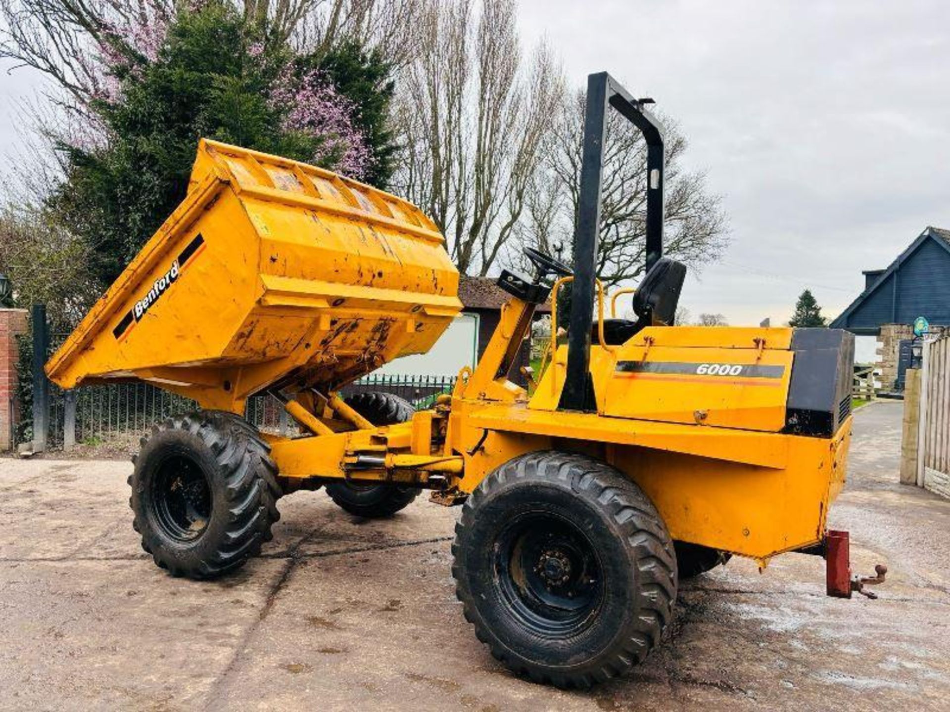 BENFORD 6000 4WD DUMPER C/W ROLE BAR, DEUTZ ENGINE - Image 15 of 15