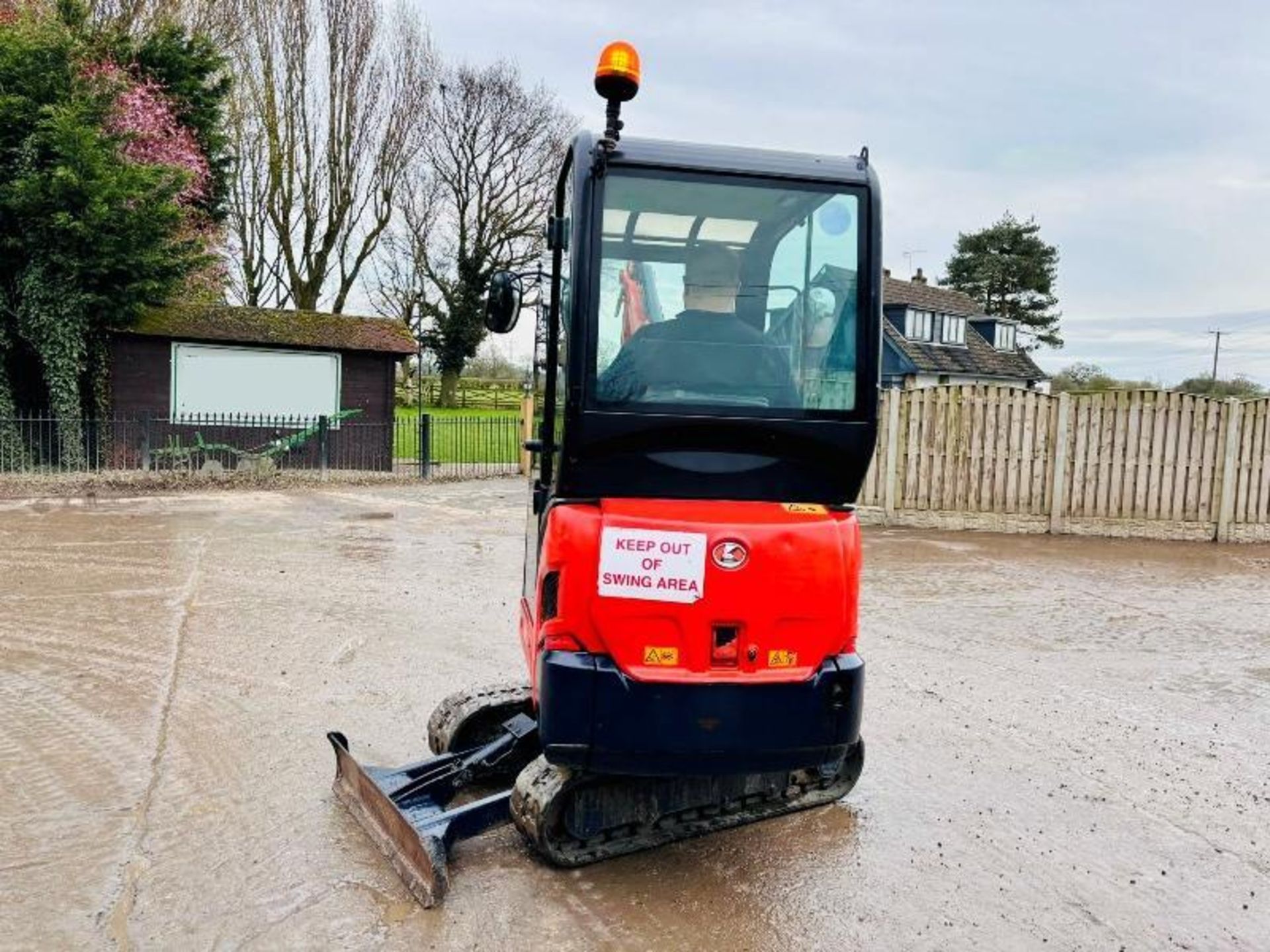 KUBOTA KX015-4 TRACKED EXCAVATOR *YEAR 2011* C/W QUICK HITCH & BUCKET - Image 3 of 14